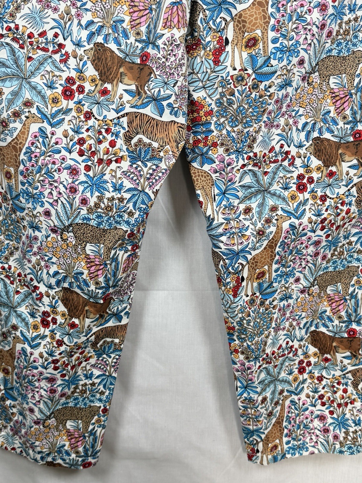 Talbots Relaxed Chino Pants Womens 14P Safari Animal Floral Print Cotton Crop