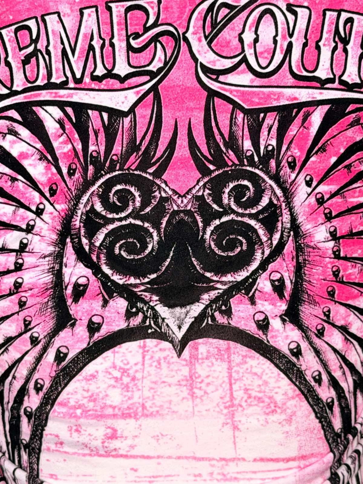 Xtreme Couture by Affliction Women’s T-shirt Dealer