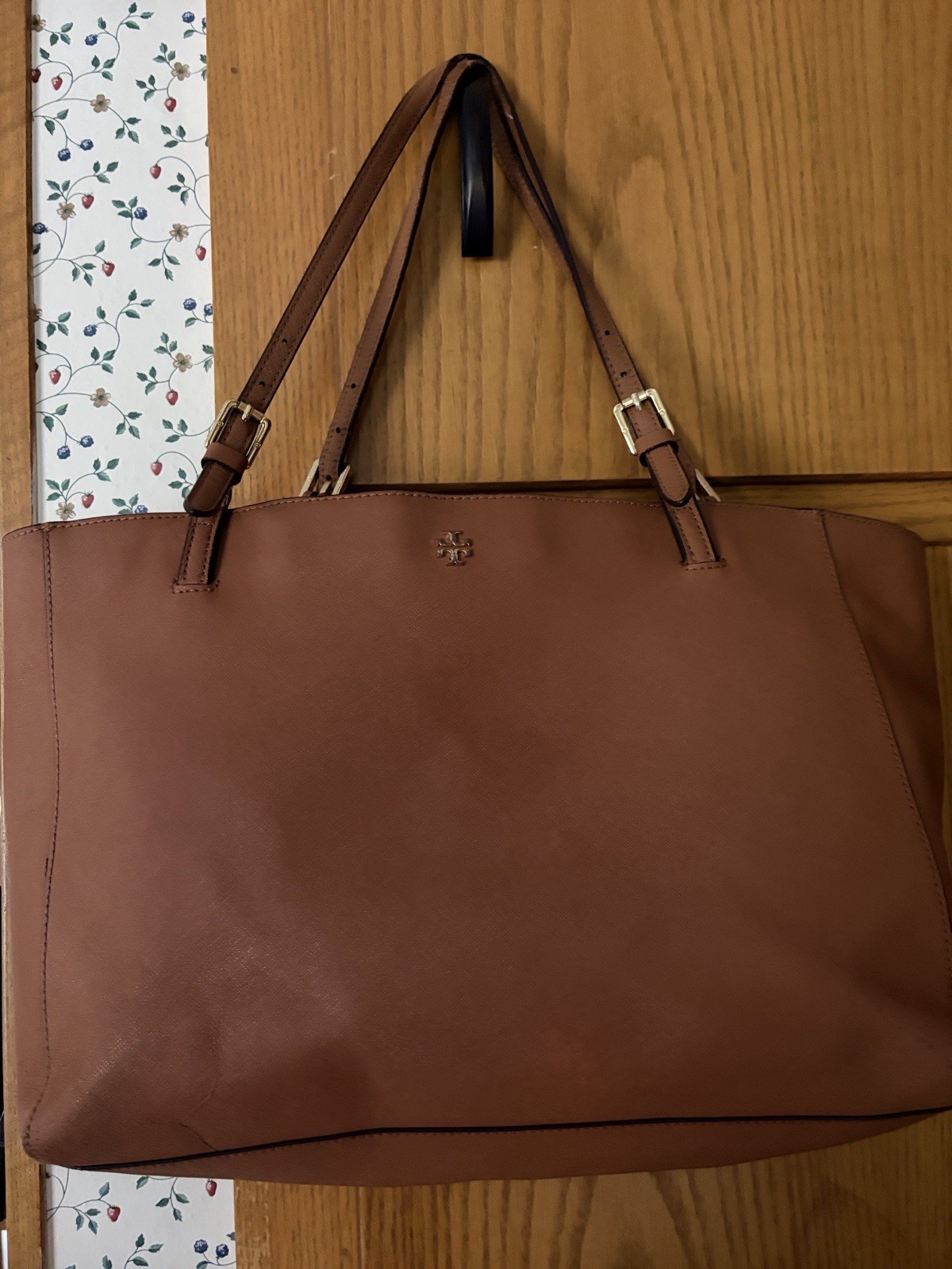 Tory Burch Tan Saffiano Leather Robinson Large Briefcase Tote 19”x11”x6” GUC