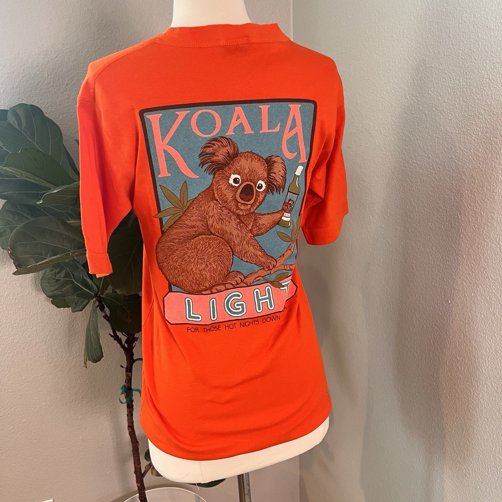 Vintage Koala Light Shirt Womens Medium Frate Graphic 87 USA Orange
