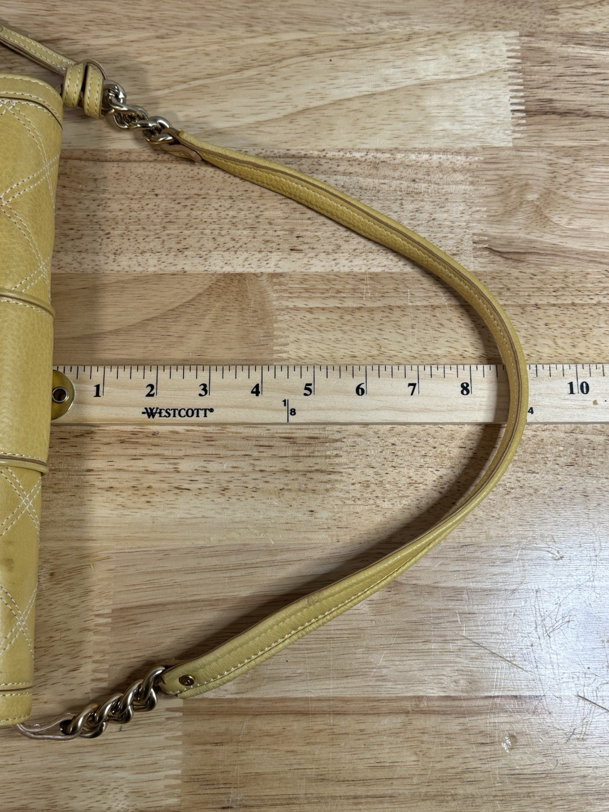 Liz Claiborne Geniune Yellow Leather Y2K Baggett Style Shoulder Handbag