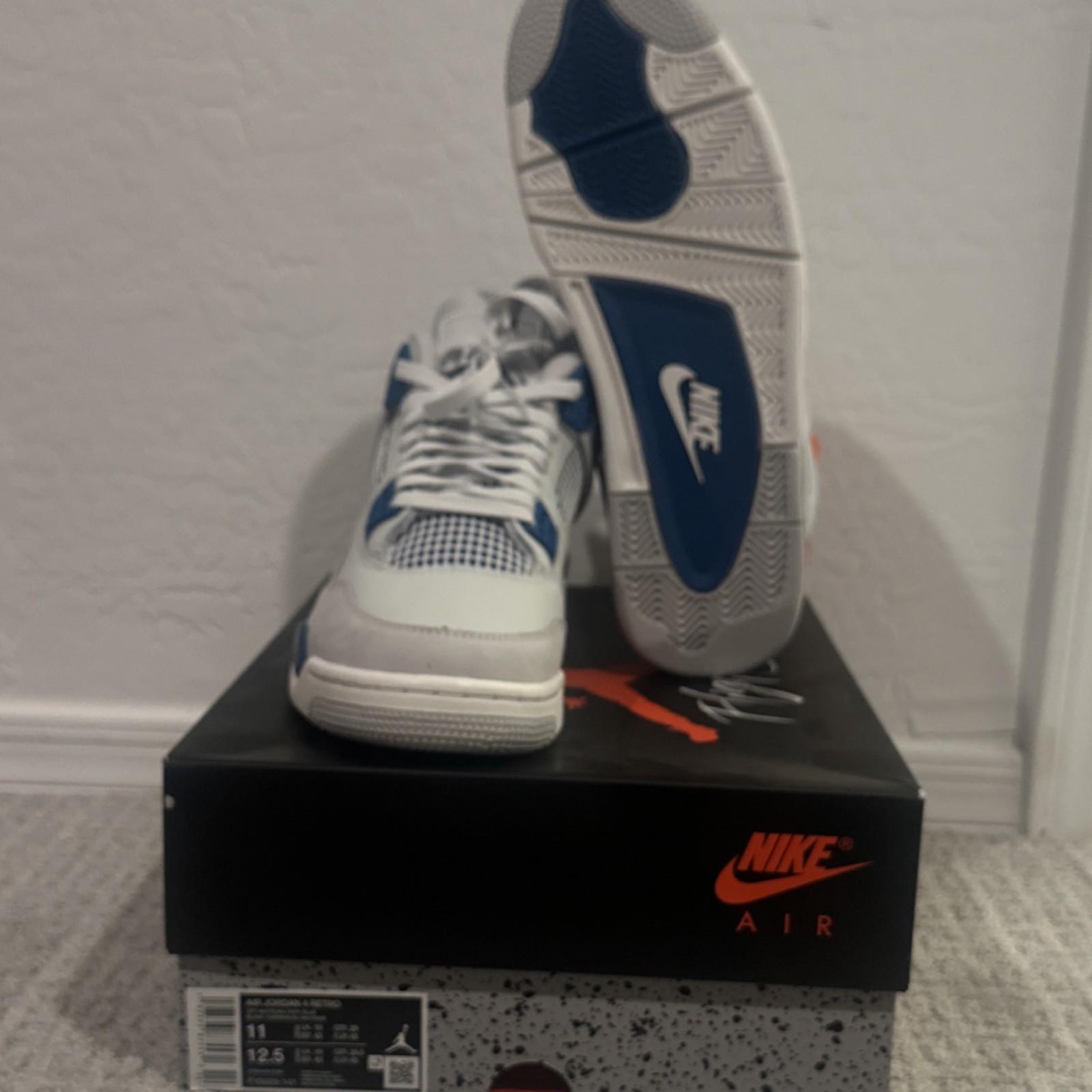Jordan Air Jordan 4 Military Blue 2024 Men’s Leather Sneakers