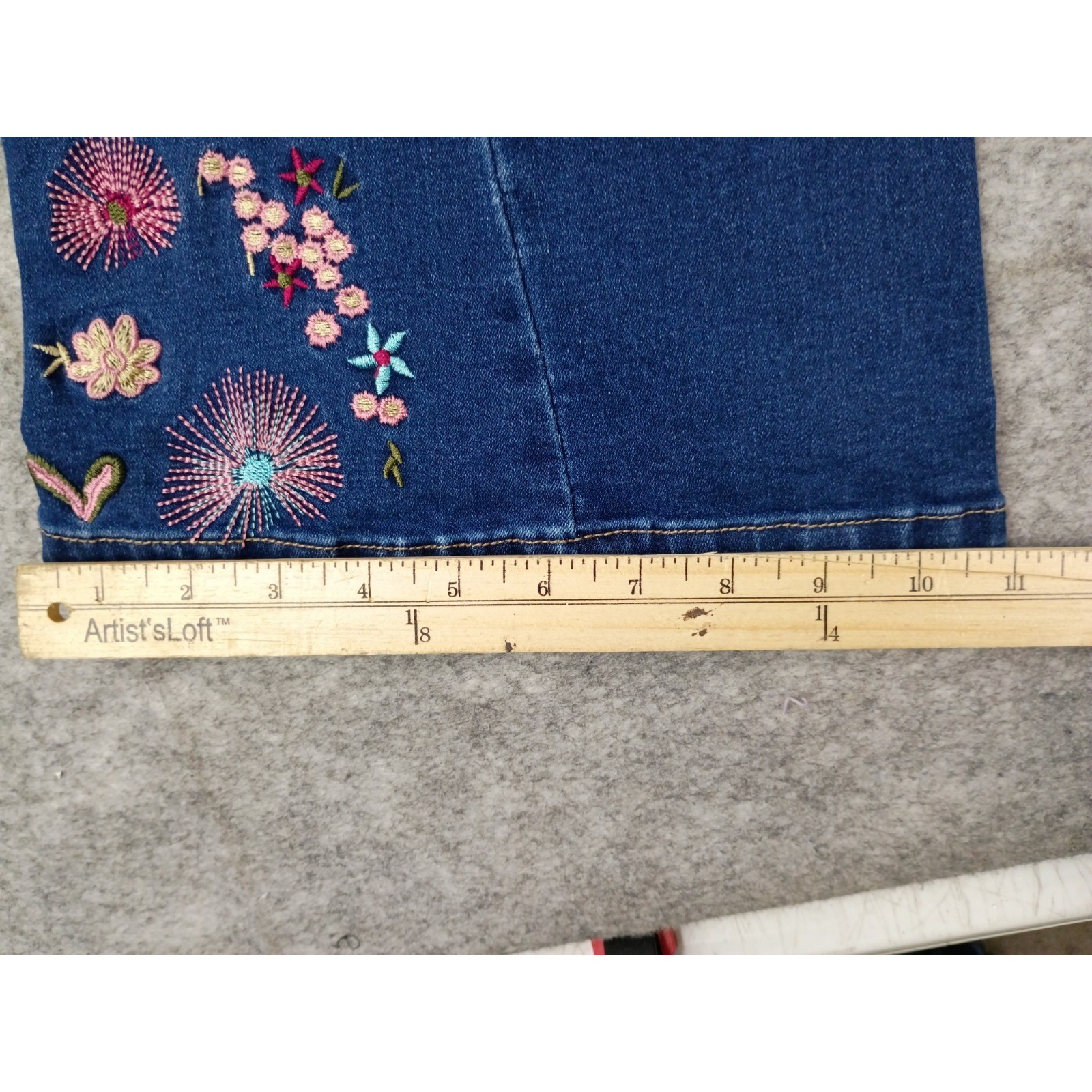 Bamboo Flare Bell Bottom Pink Floral Embroidered Jeans Boho Hippie 90s Size 7