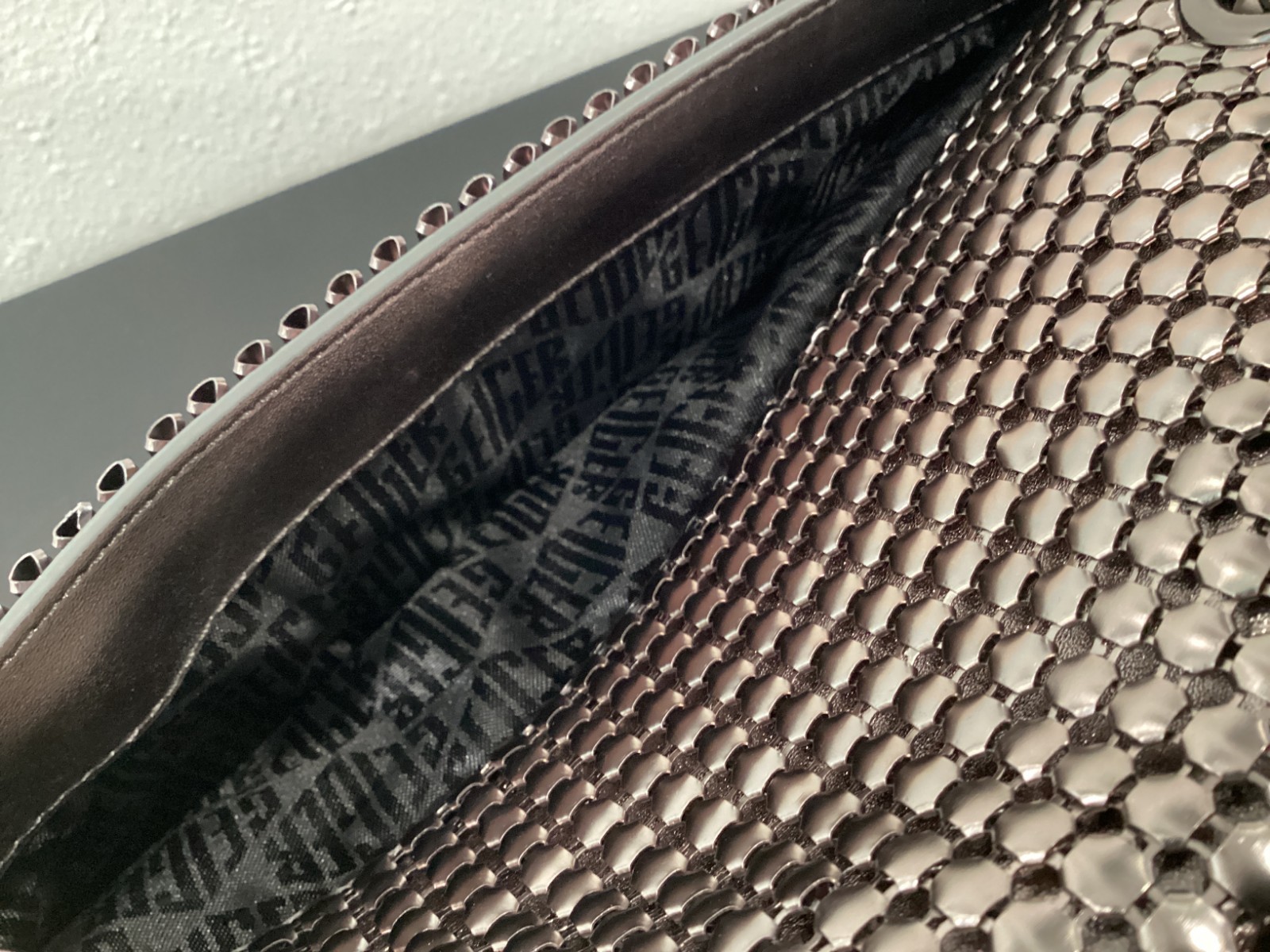 Kurt Geiger Kensington Chainmail Gunmetal 10.5″ x 6″ x 4″ Crossbody Large Eagle