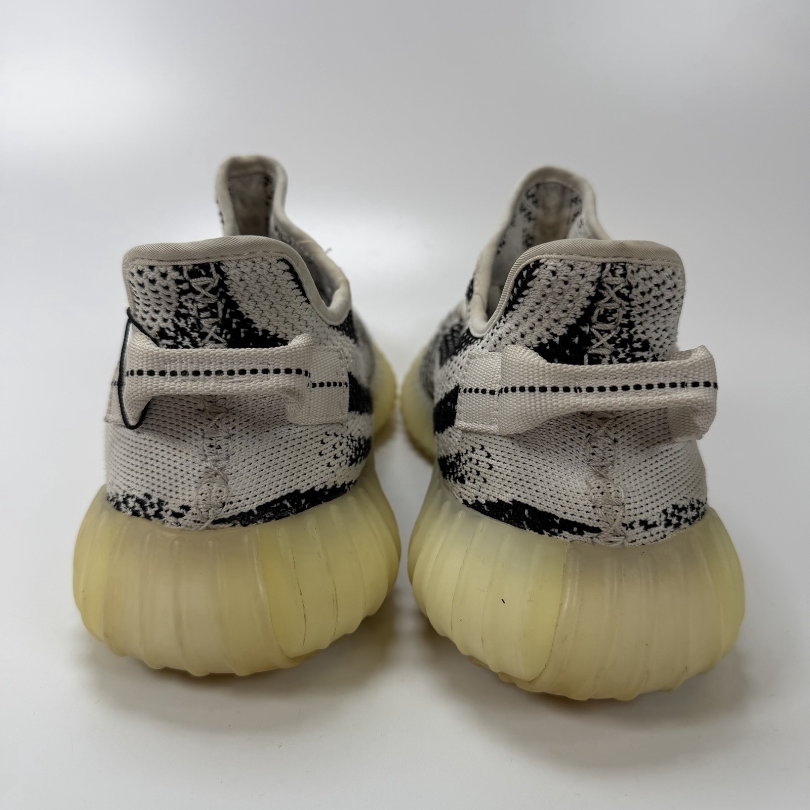 Size 9.5 – adidas Yeezy Boost 350 V2 Low Zebra