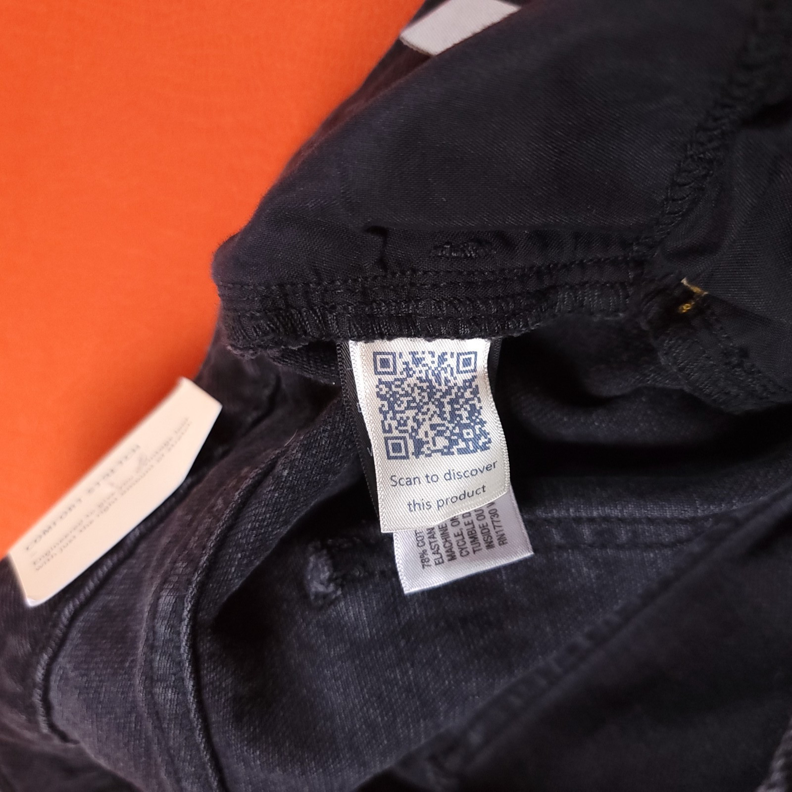 NWT Universal Thread Women’s Stretch High-Rise Flare Jeans Black Size 12 Short