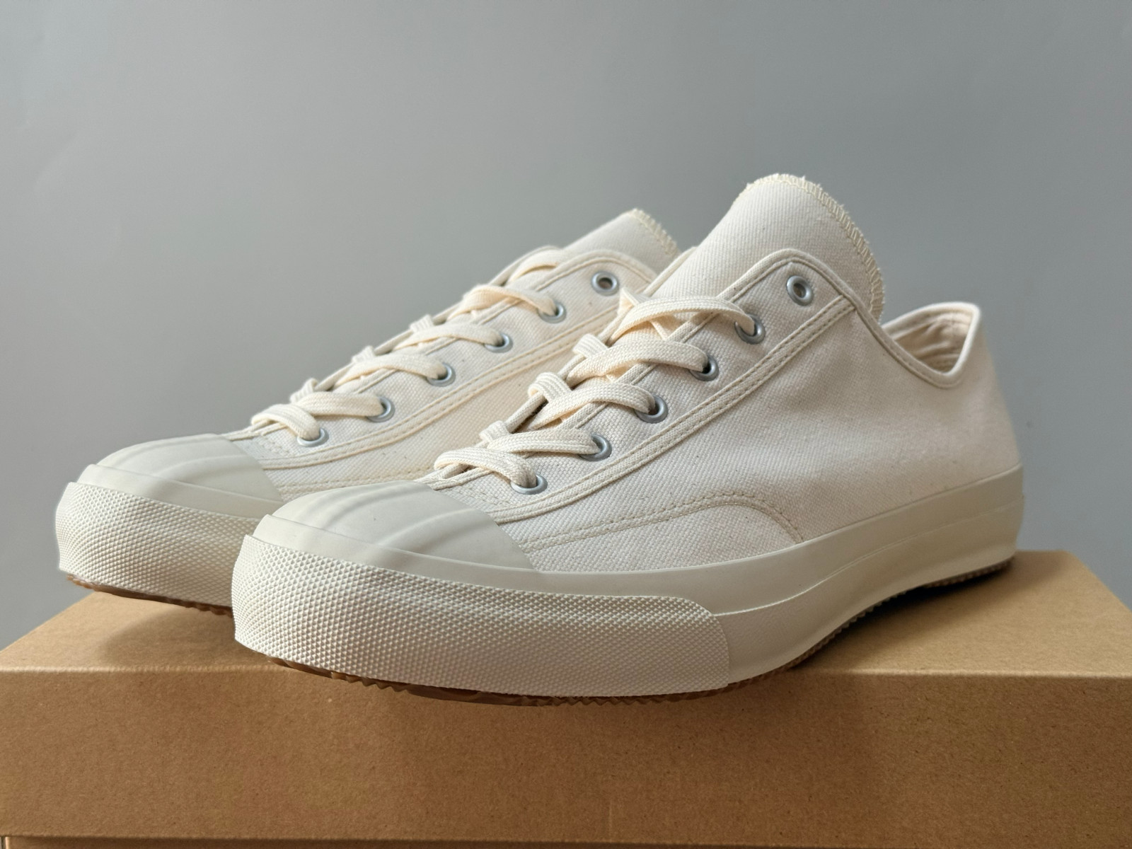 MOONSTAR FINE VULCANIZED GYM CLASSIC WHITE Canvas Shoes Made in Japan