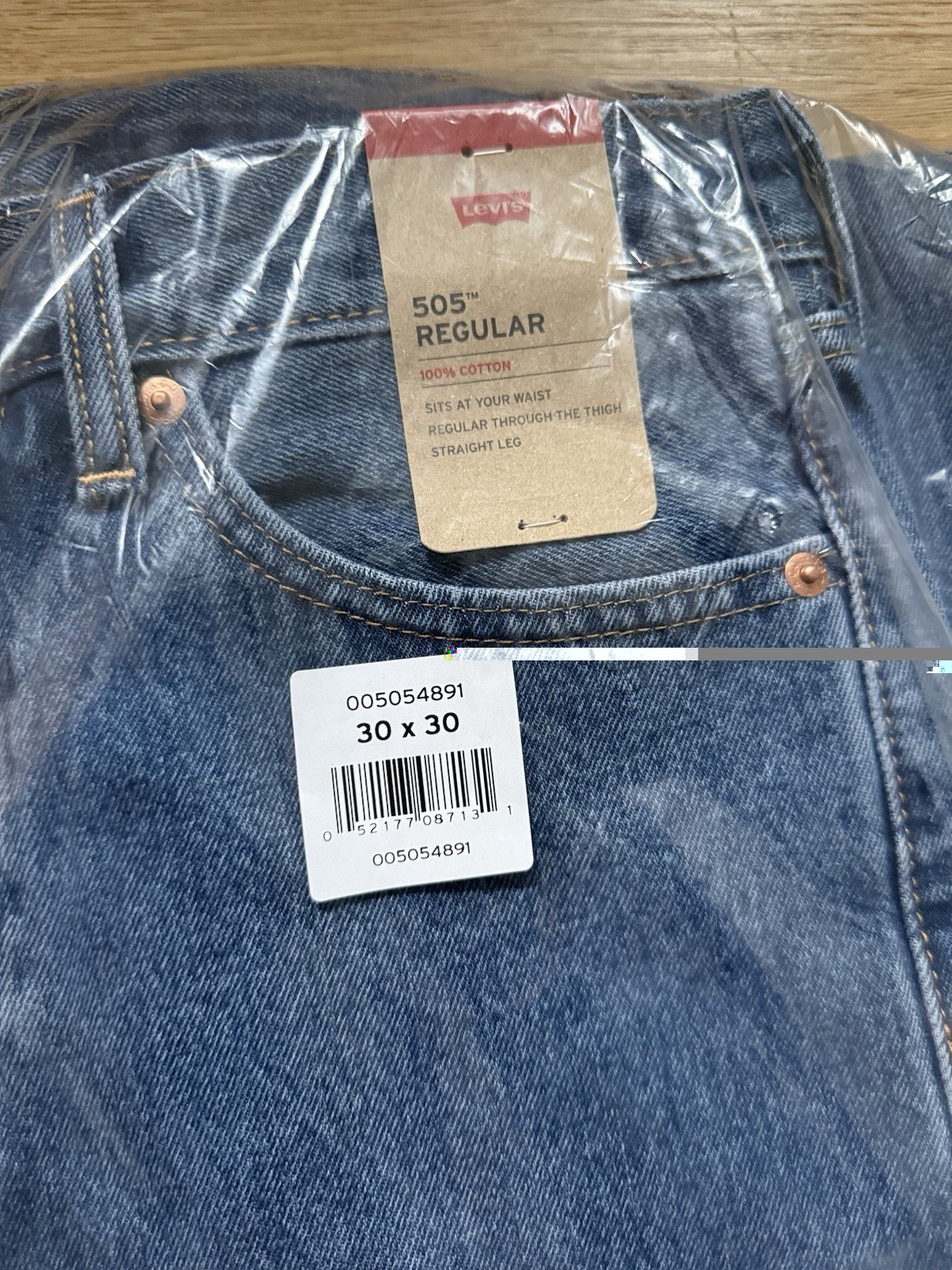 Levi’s 505 Regular Fit Jeans Men’s 30×30 Light Wash Blue Eco Ease NWT 005054891