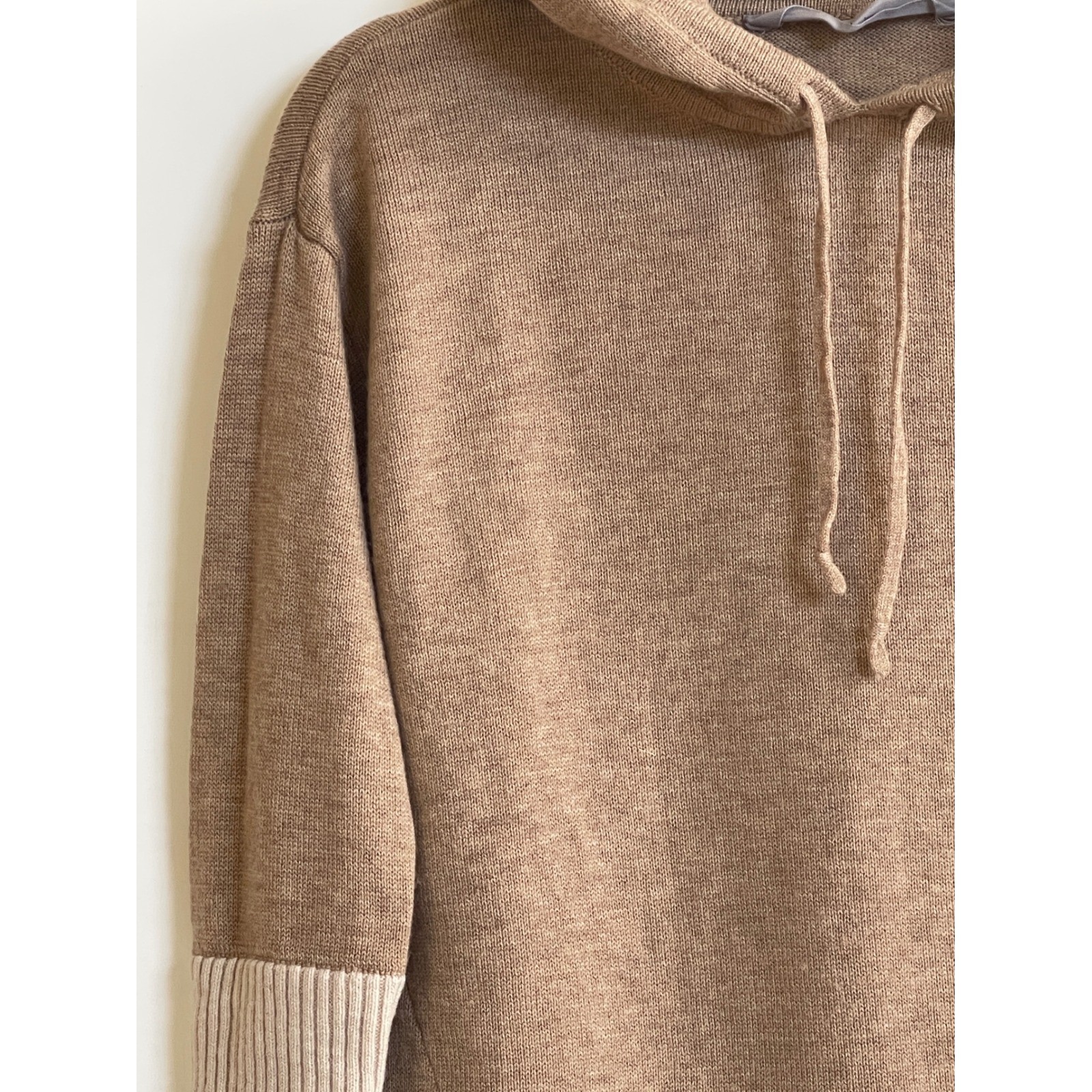 Athleta 100% Wool Sweater Women XXS Hooded Tan Brown Knit Cozy Oversized Top