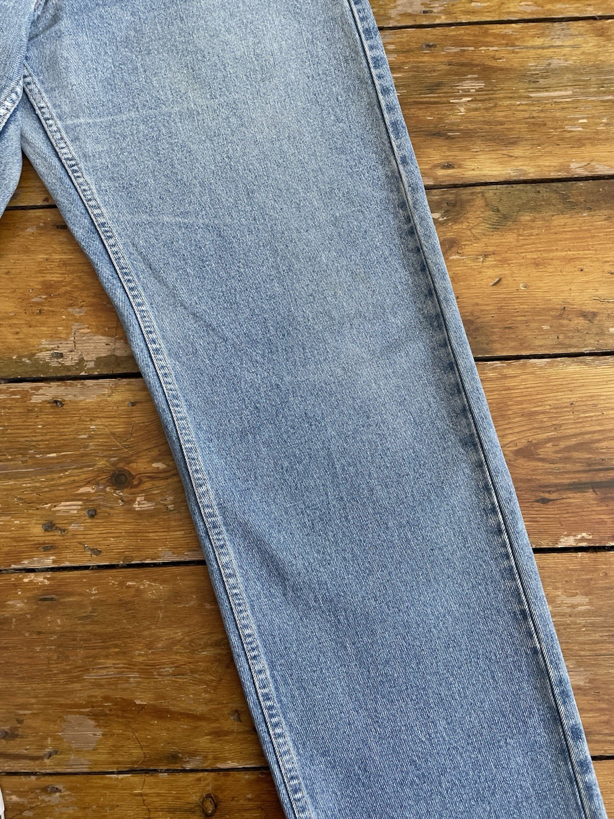 Vintage 90s Levi’s 565 Made in USA Wide Leg Loose Fit Jeans Light Blue Denim