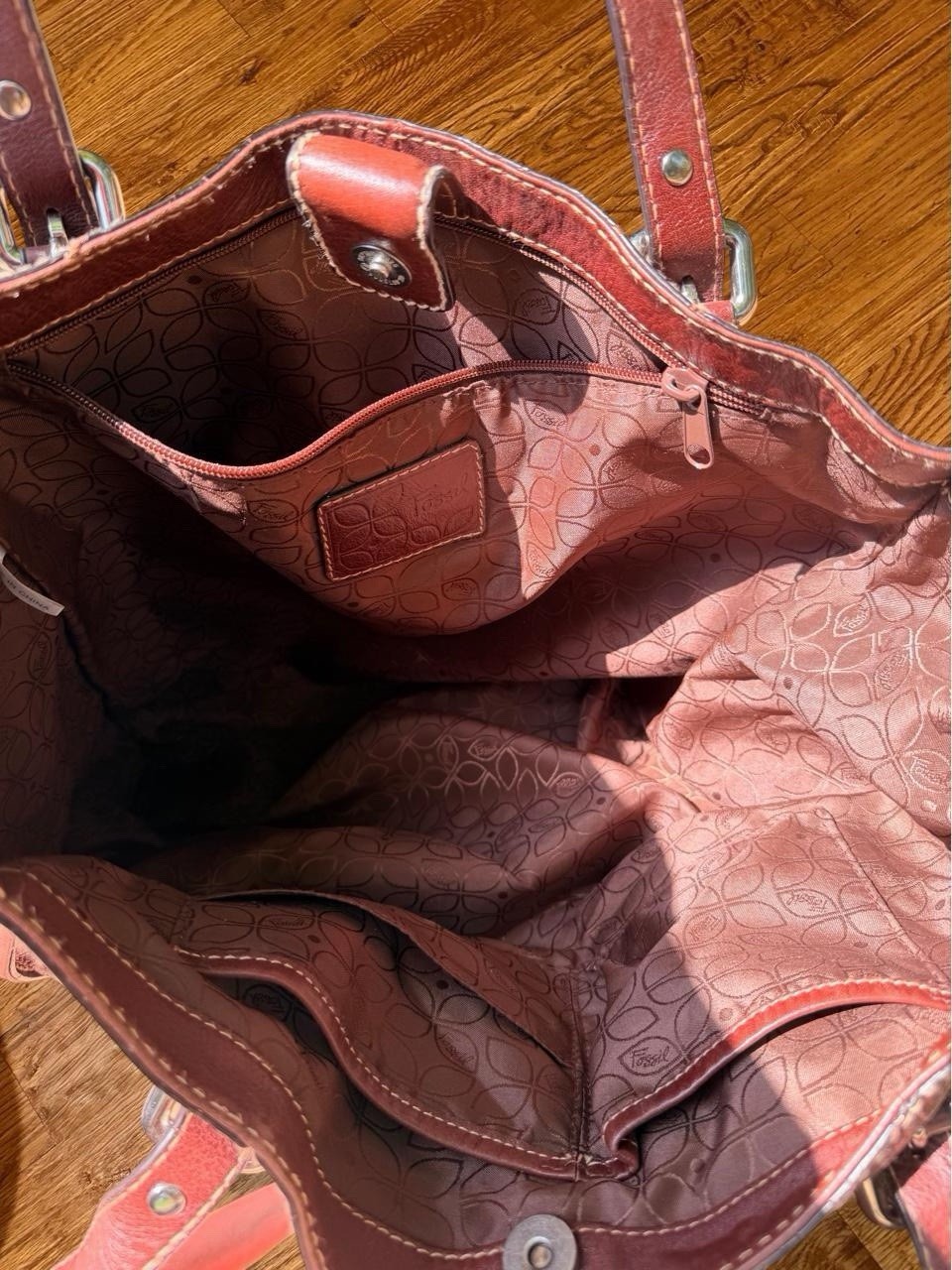 Fossil Women’s Brown Tote Bag Double Handles Snap Closure Buckle, Lined