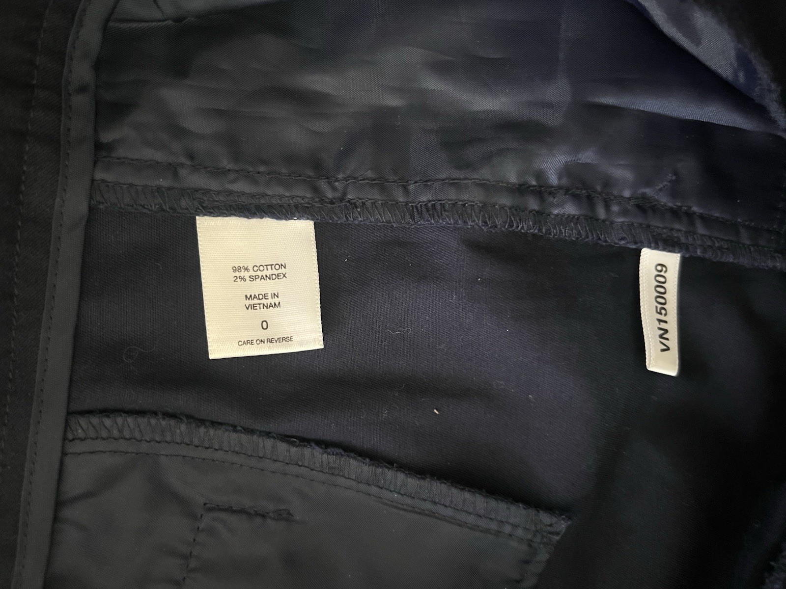 7th Avenue Design Studio New York & Company Navy Blue Chino Shorts Size 0