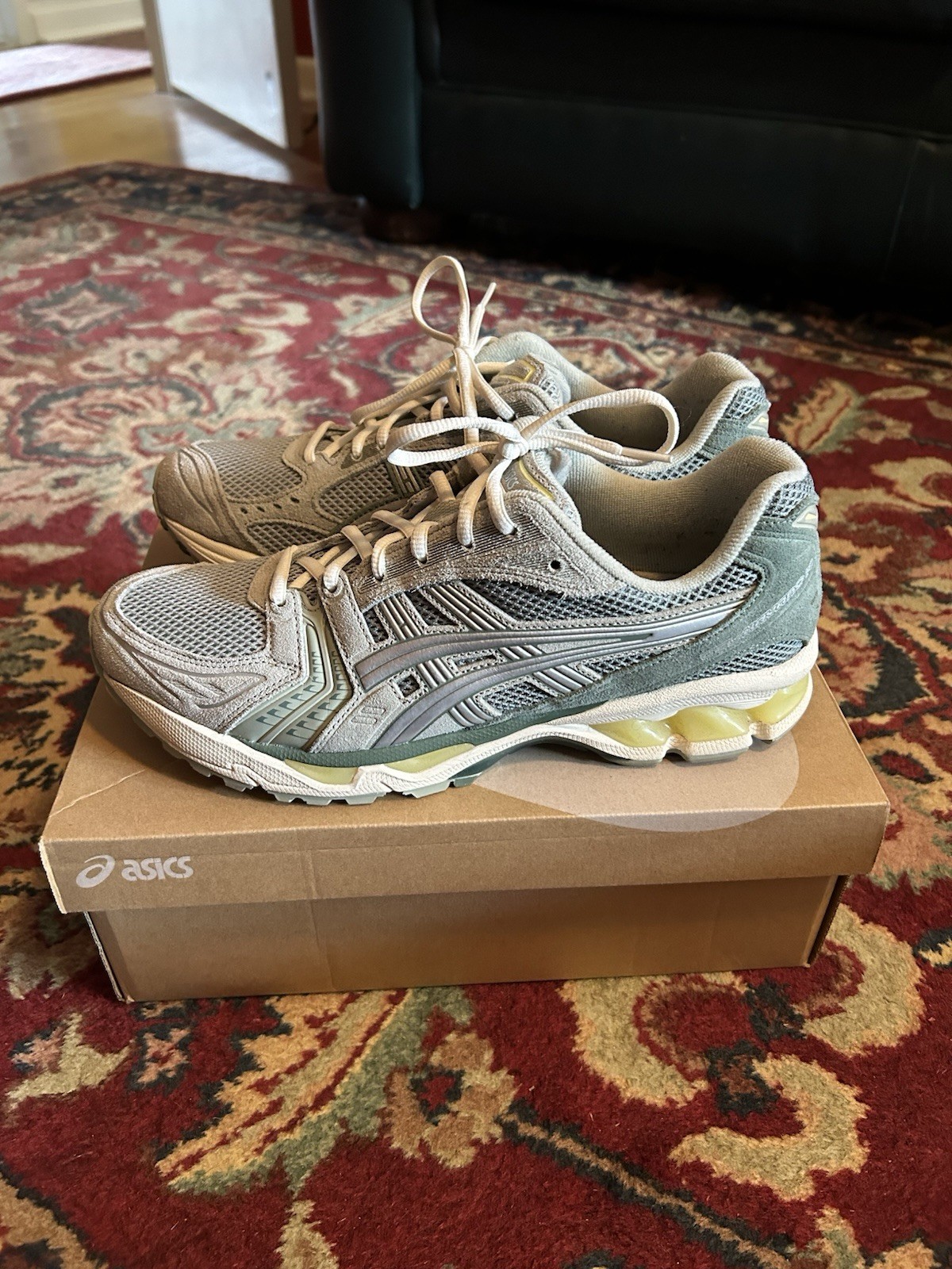 ASICS Gel Kayano 14 Size 11 Olive Grey/Pure Silver