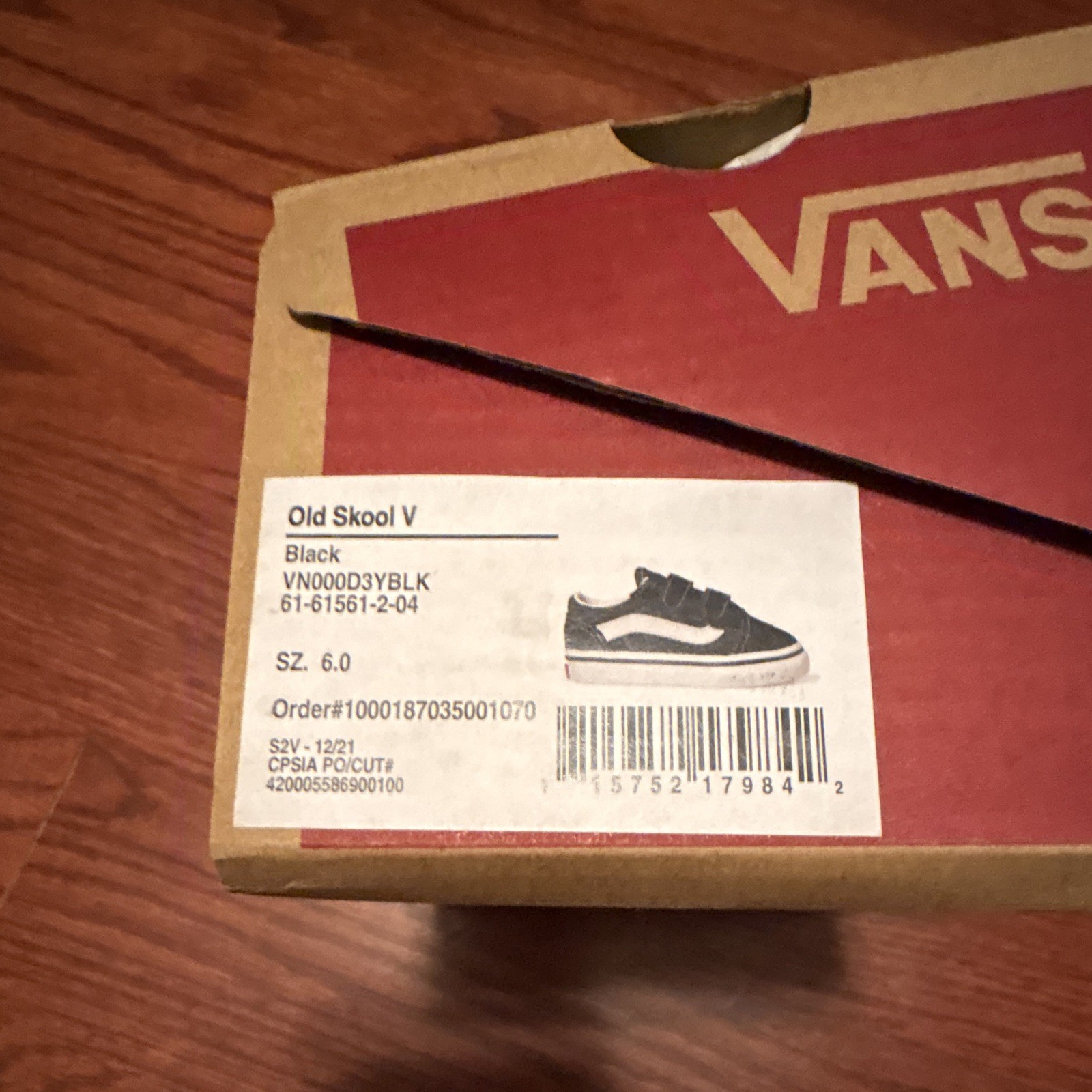 VANS Old Skool V Kids Hook & Loop Sneakers Black/White Suede Low Top 6