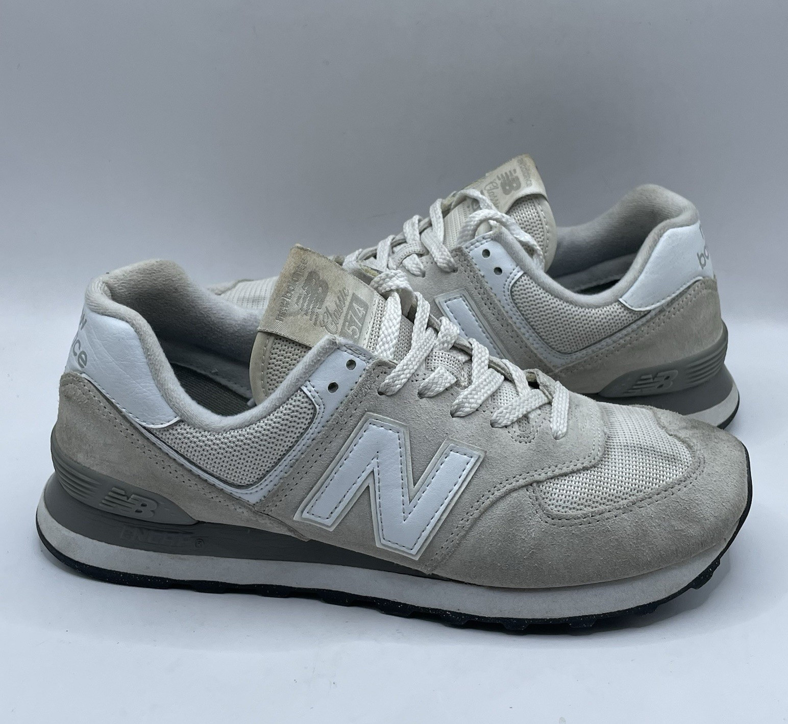 New Balance 574 Women’s Low Top Lace-Up Sneakers Gray/White WL574EYW Sz 9