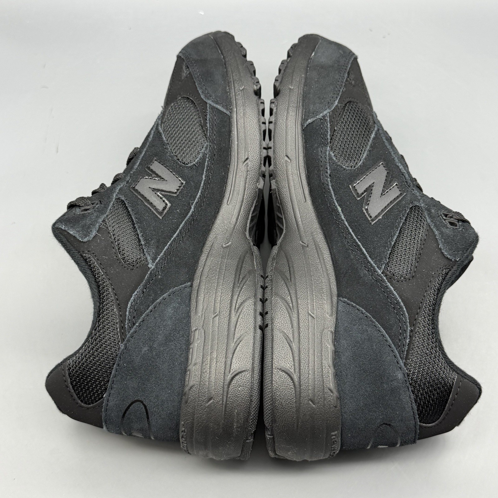 NEW BALANCE 993 Running Shoes Casual Triple Black Mens & Boys 6 Women’s 7.5 NWOB