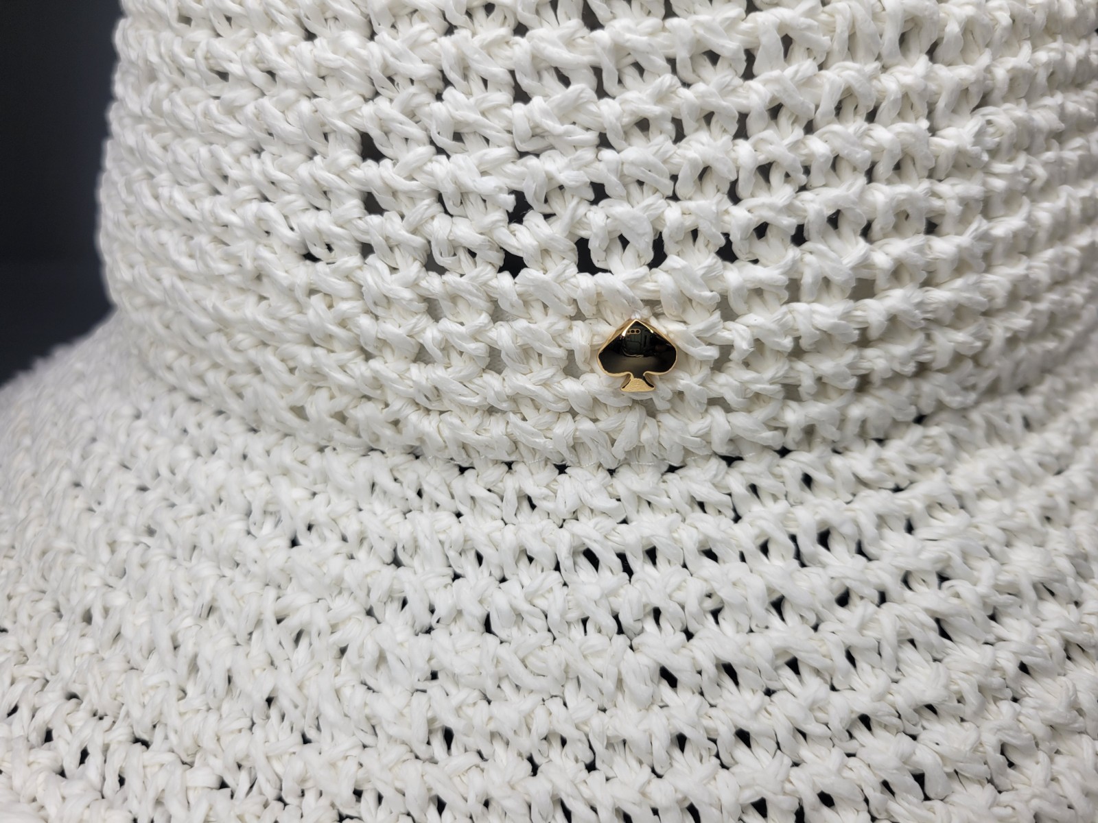 Kate Spade New York Solid Straw Cloche Paper Hat W/ Gold Charm Fresh White O/S