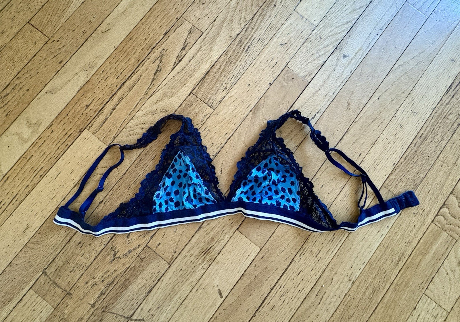 Aerie M Blue Leopard Animal Print Lace Wireless Bralette