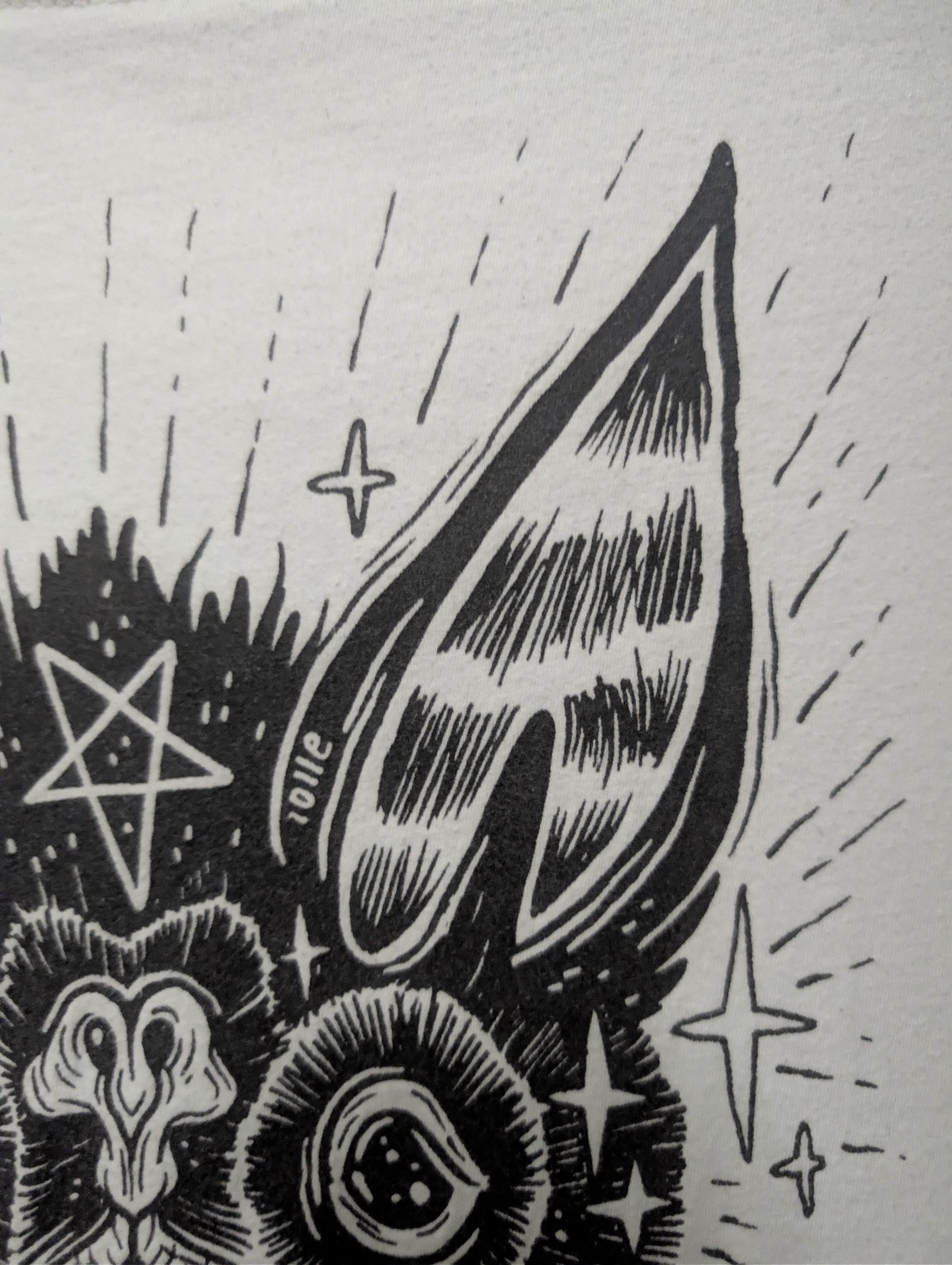 Black Matter Occult Bat Large White Shirt 21.5″ W X 28.5″ W