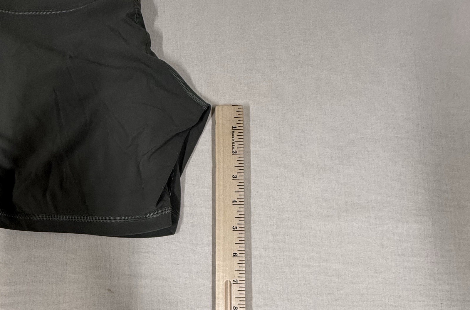 LULULEMON ALIGN HIGHRISE SHORTS 4″ ARMY GREEN SIZE 8 Biker 223