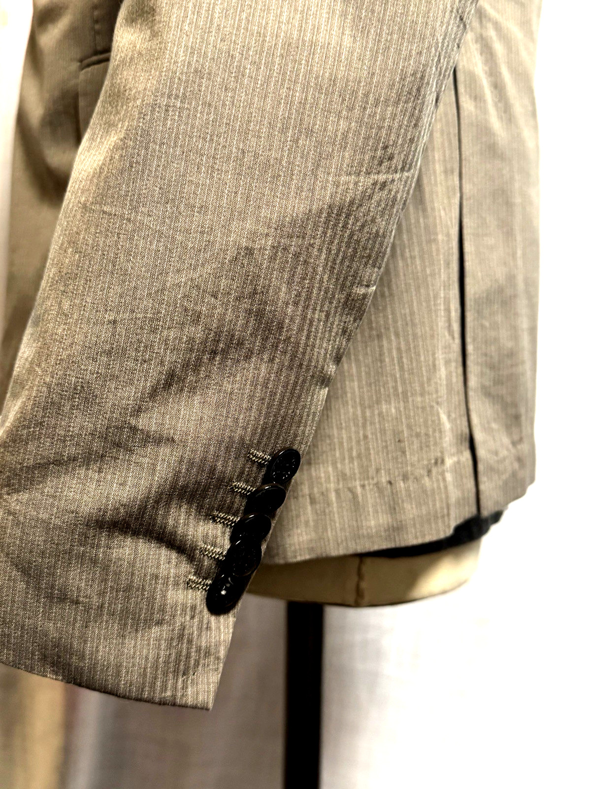 STRELLSON Men Suit Side Vents BEIGE COTTON No Pleat 40R 2 BUTTON 1/2 SLIM*