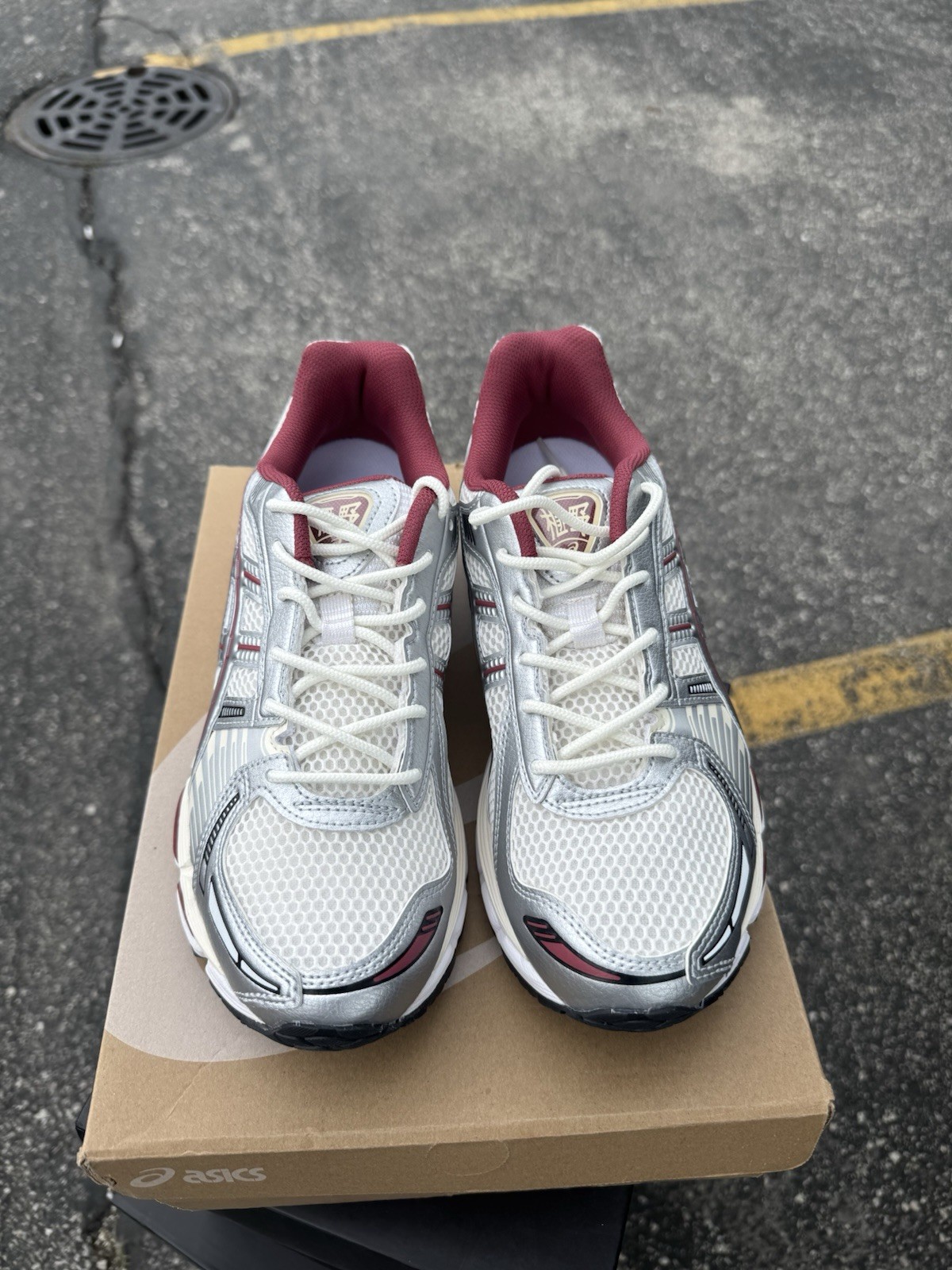 DS Size 8.5 – ASICS GEL-KAYANO 12.1 ‘Silver Red’