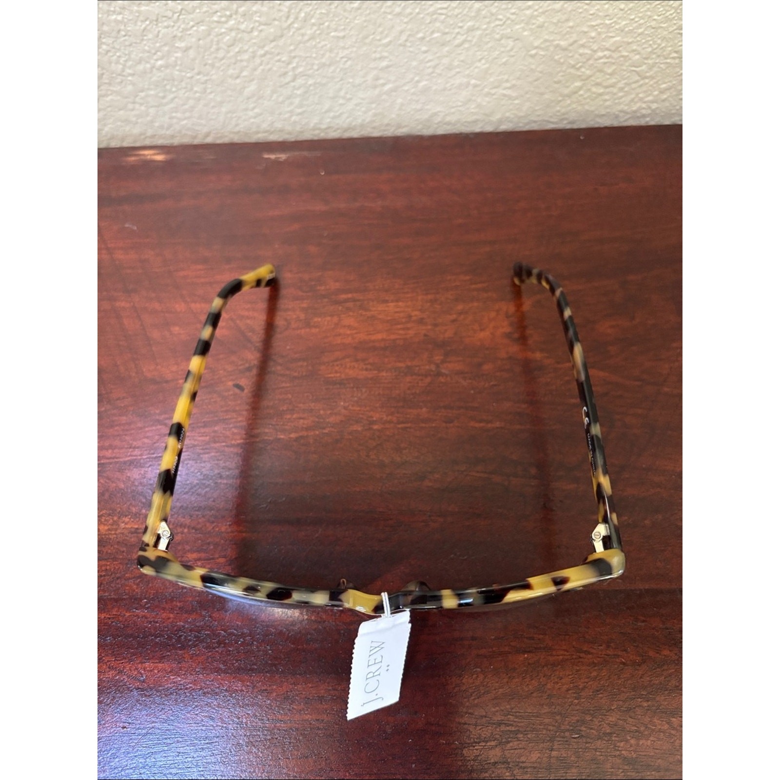 J. Crew Tortoiseshell Cat-Eye Sunglasses – Brown/Amber Frame
