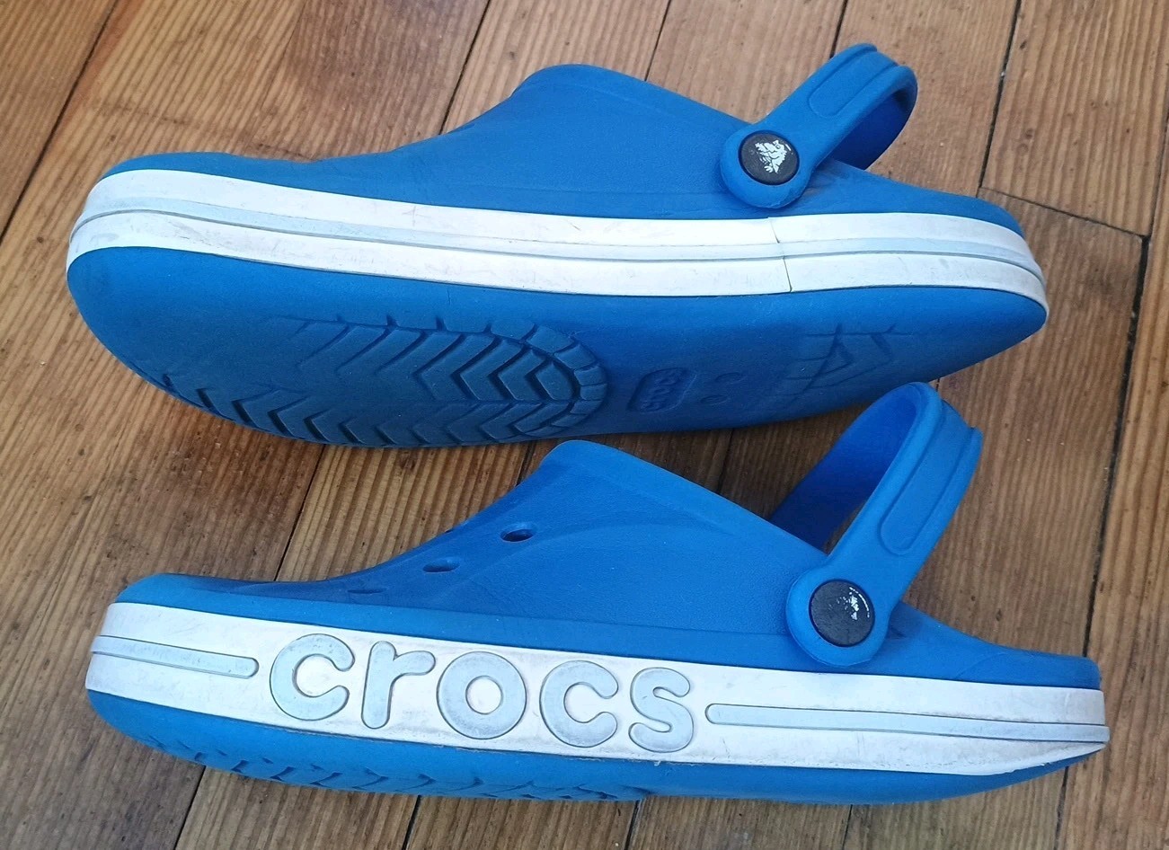 Crocs Bayaband clogs Mens Bright Blue White trim Logo sz 10 Womens 8 GUC Clean