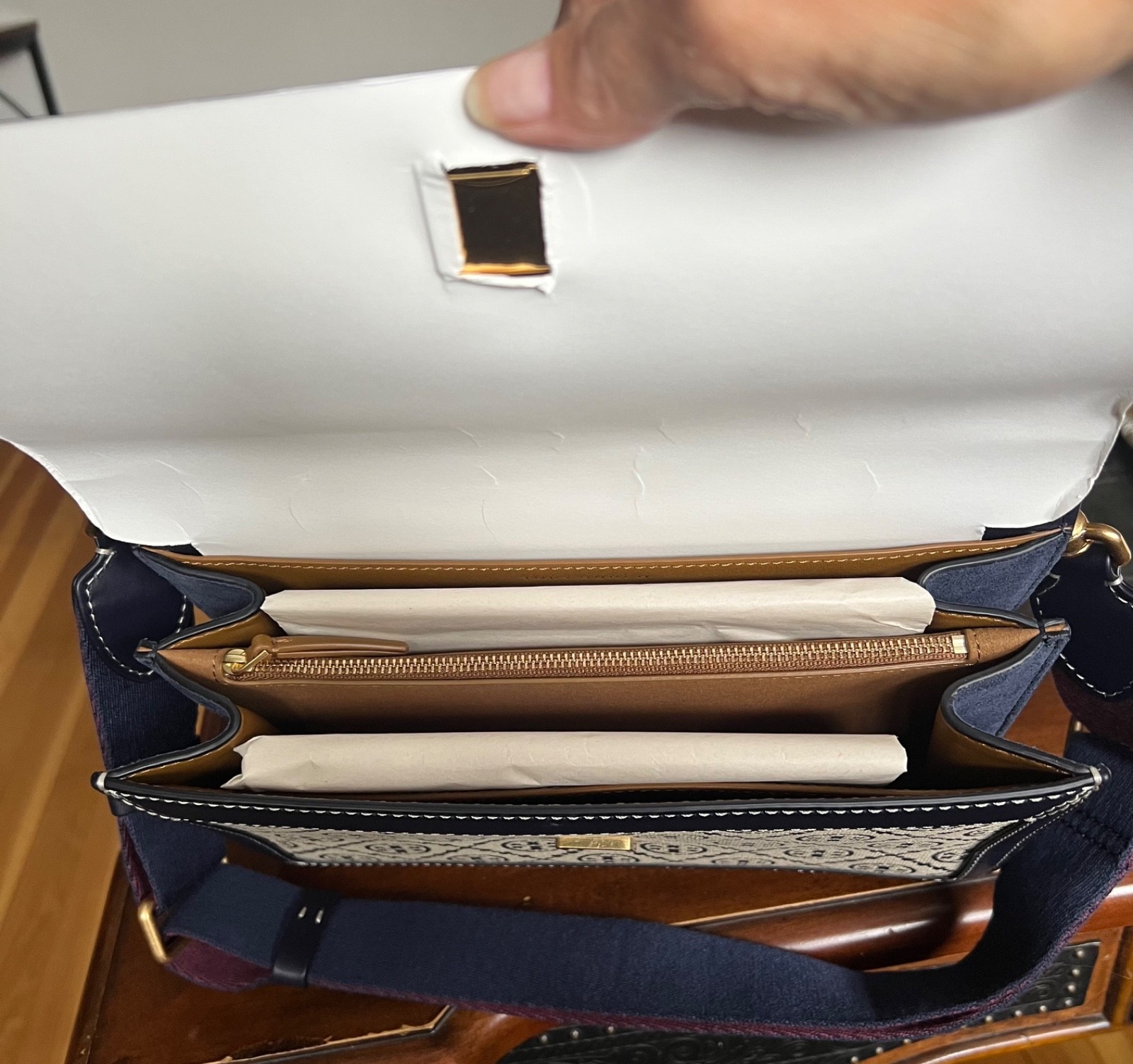 Tory Burch T Monogram Jacquard Shoulder Bag in Tory Navy (Style 155102)