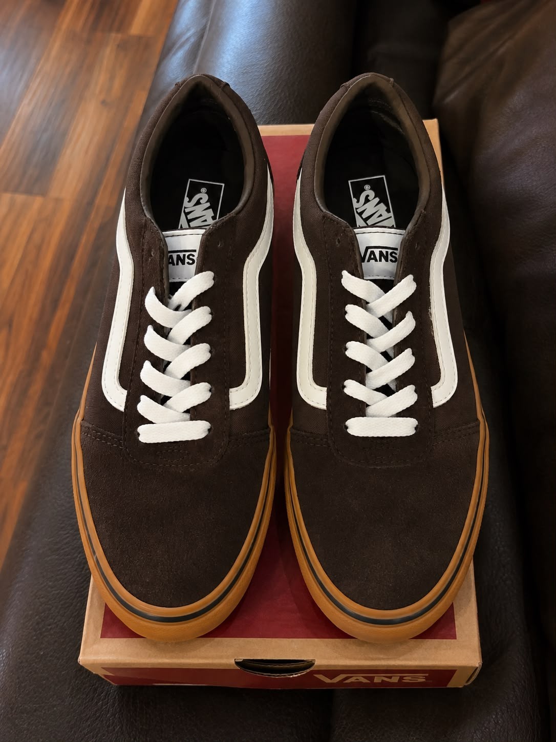 Vans Ward Suede Canvas Black Gum Shoes Size 5Y.