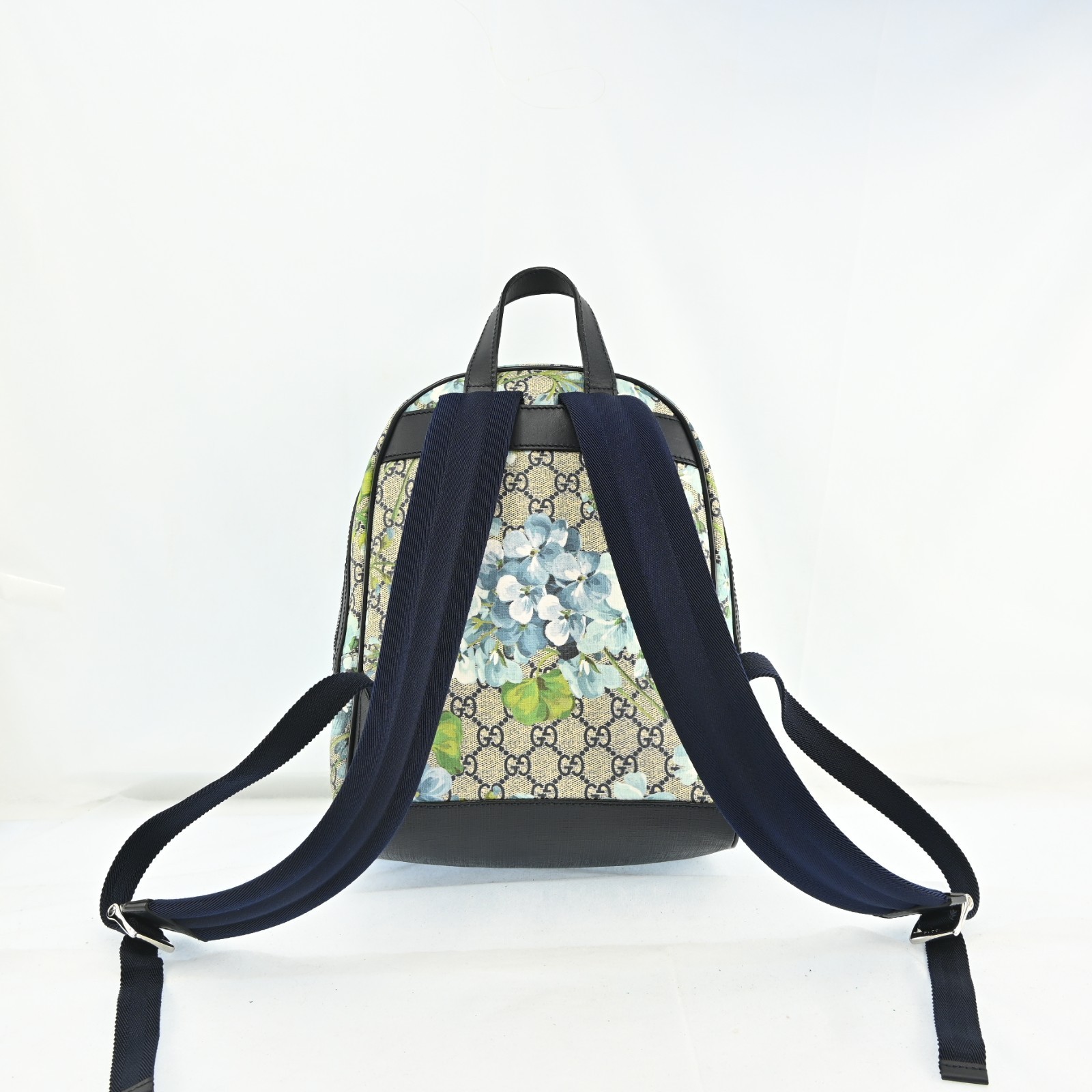 Auth GUCCI GG Blooms 546327 Beige Navy Multi PVC Leather Backpack C1765OO801