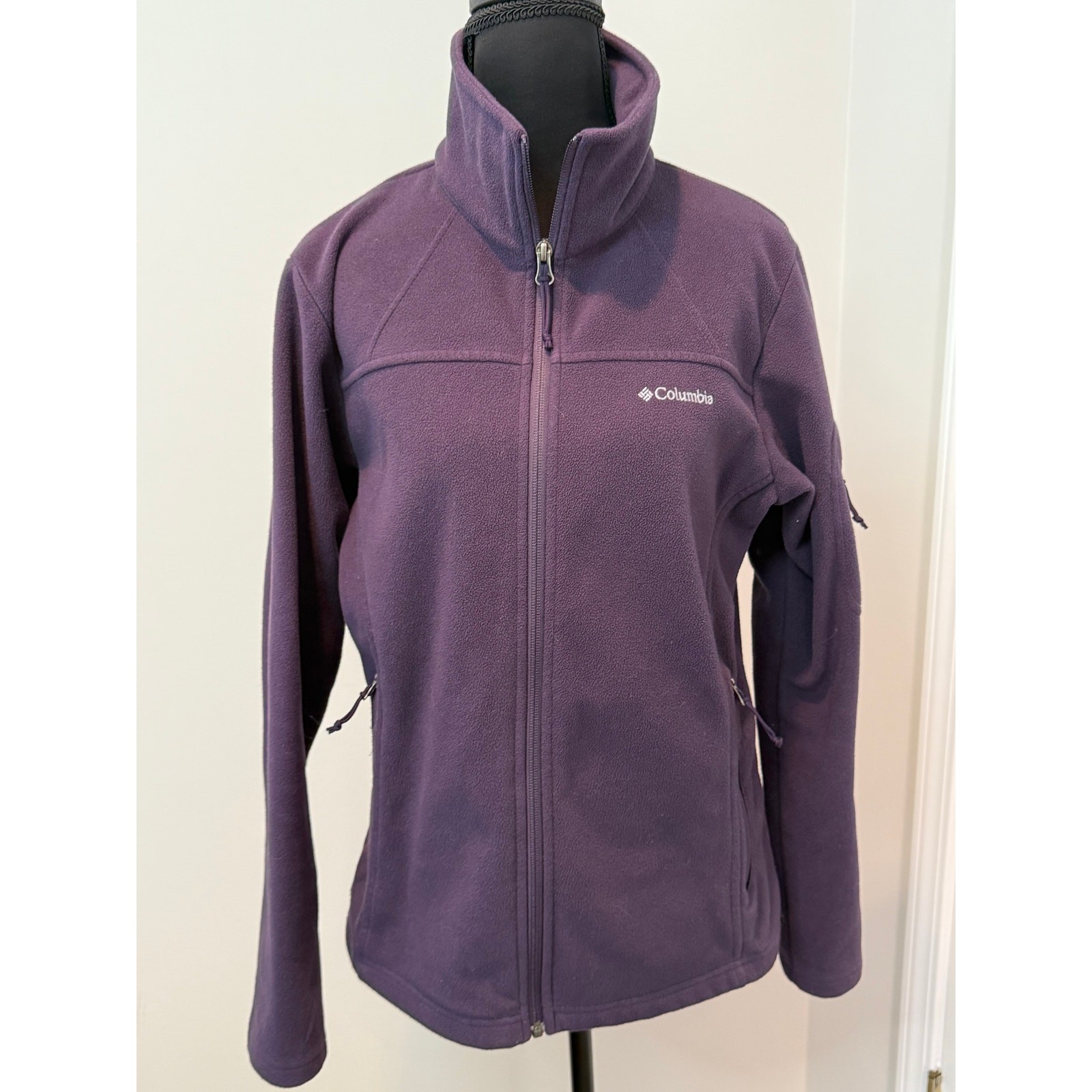 Colombia Women;s Fast Trek II Full-Zip Fleece Jacket in Purple