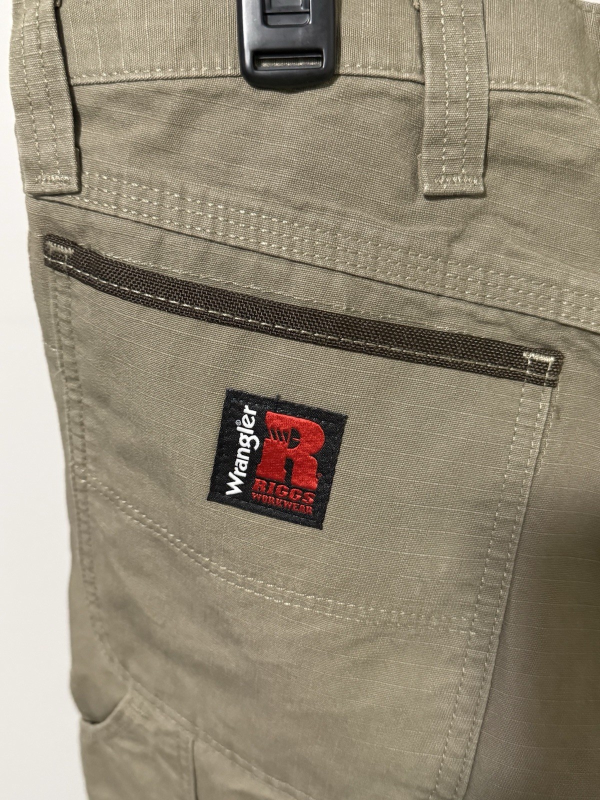 Wrangler Riggs Ripstop Work Pants Mens 36×34 Carpenter Utility Hammer Loop NWOT