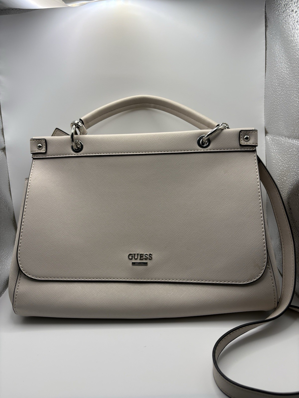 Guess Faux Leather Beige Handbag Silver Metal Logo Shoulder Strap 12x9x4