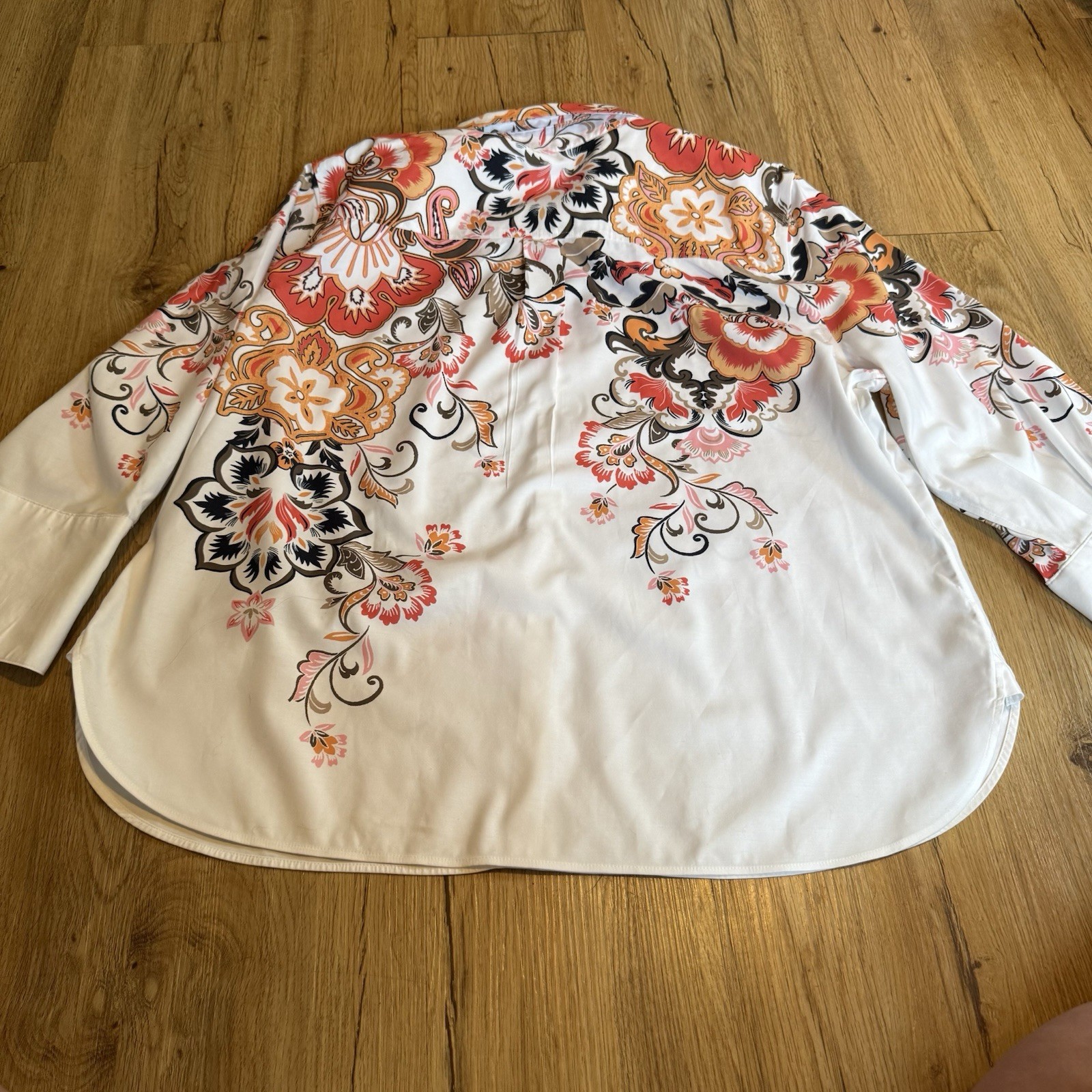 Chicos Women White Floral Print Button Down Tab Sleeve Size 3.5 18 Wester Trop