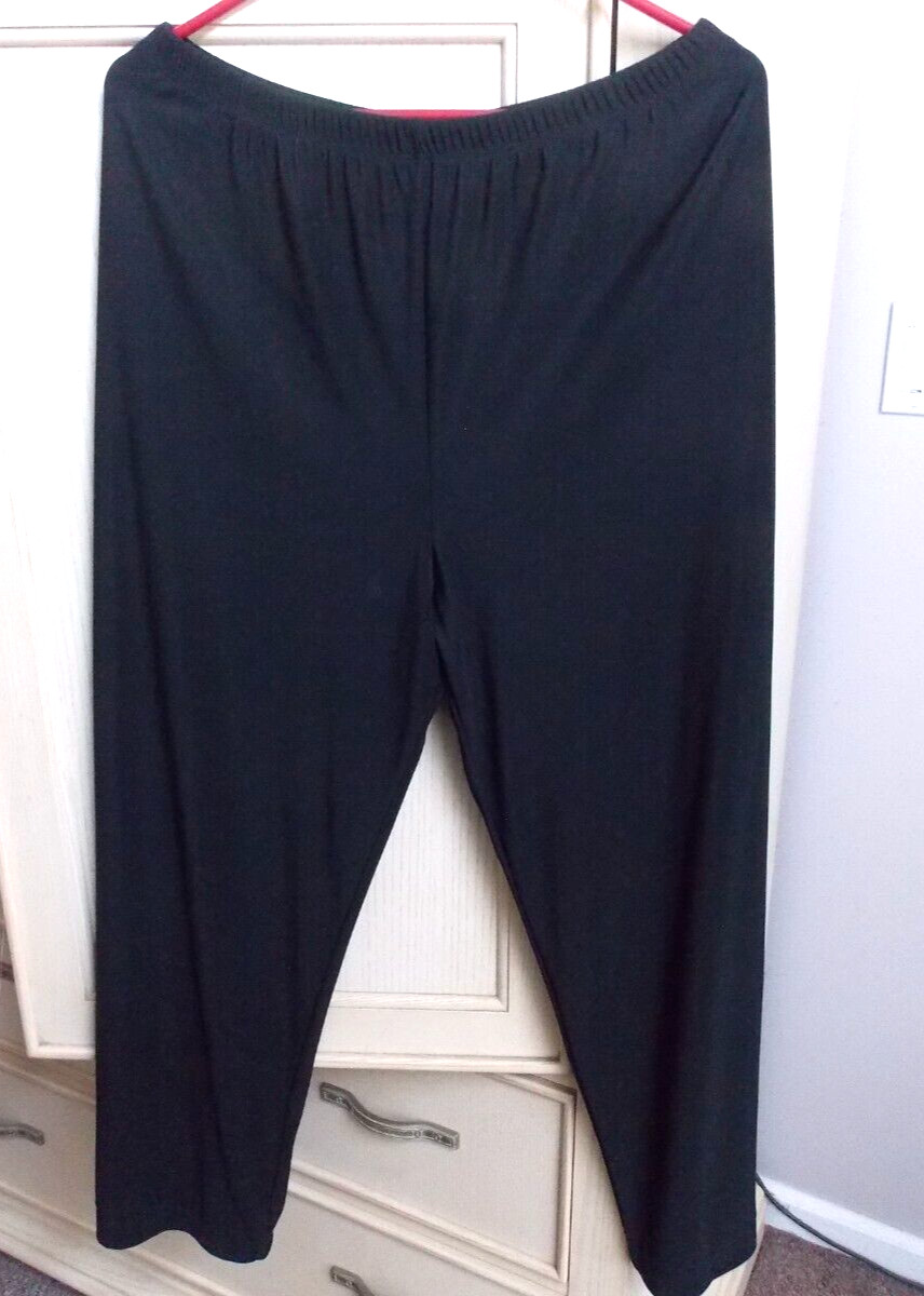 Liz Baker 92% Nylon, 8% spandex solid black jersey pants Size Petite Medium 8-10