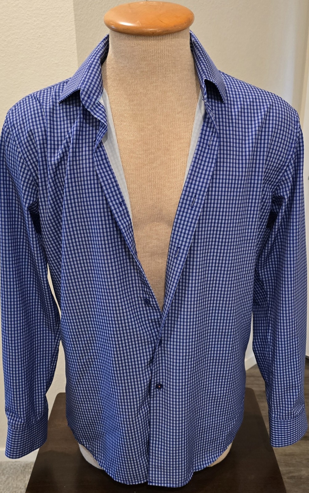 Nautica Men’s Slim Fit Wrinkle Resistant Blue Gingham Stretch Quite Luxury Med