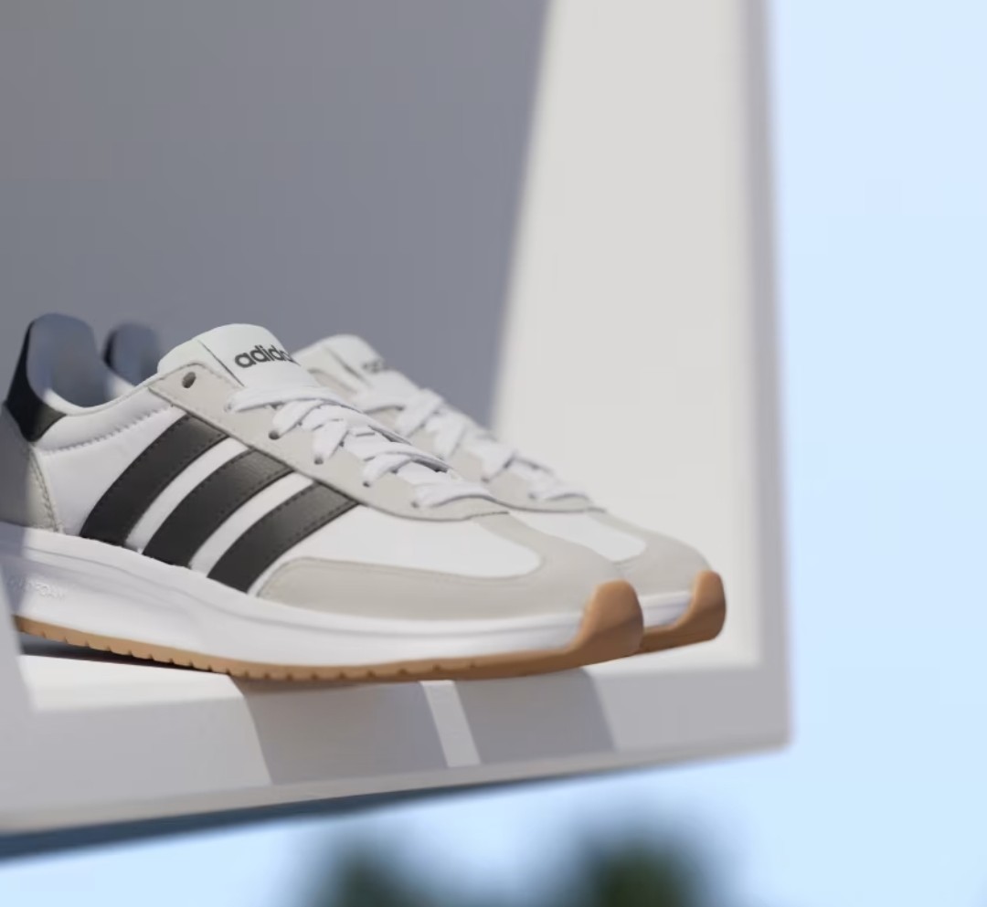 Size 7-Adidas Run 70s 2.0 Juniors White/black/grey (JI2266)