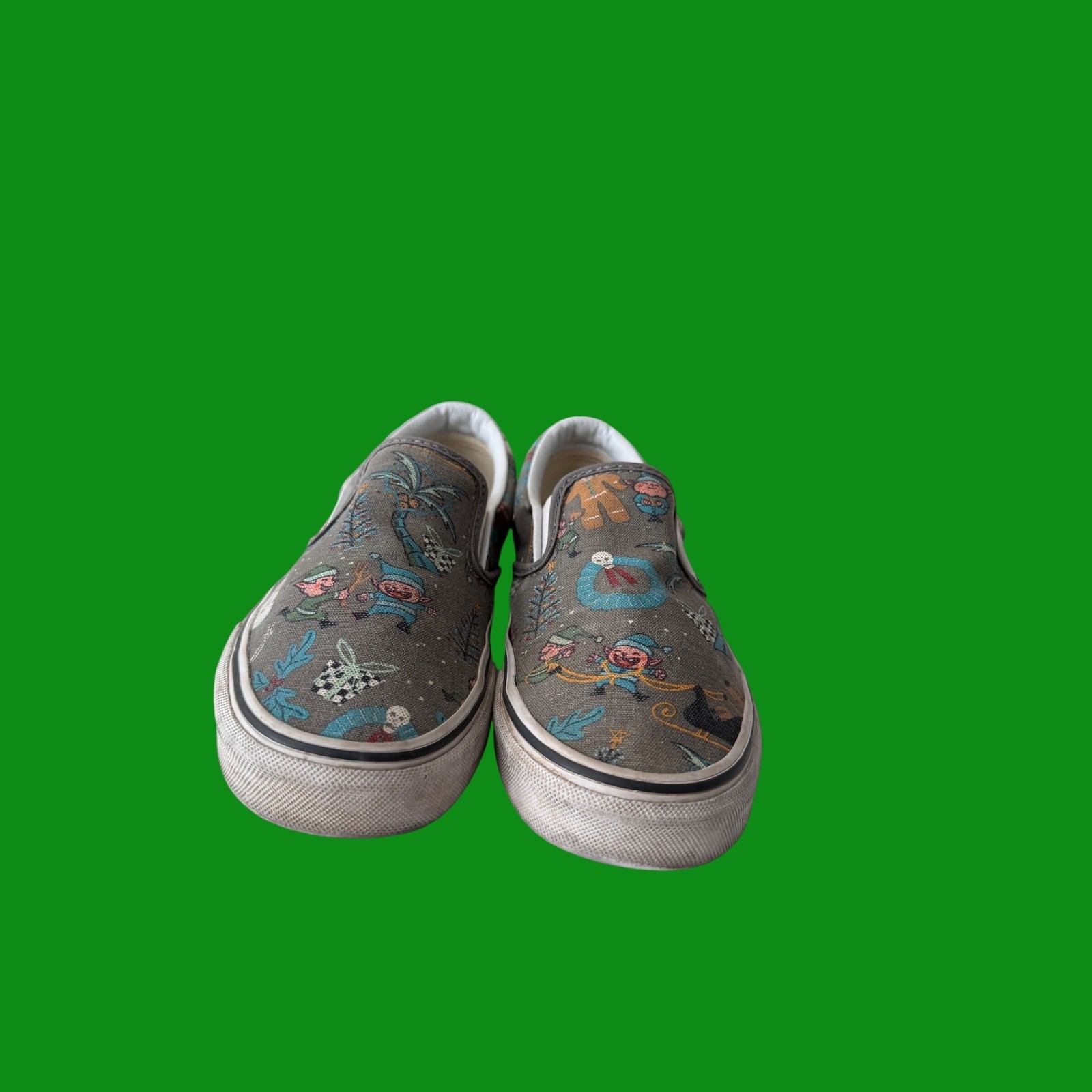 Vans Classic Slip-On Christmas Elves Grey Canvas Shoes Mens 5 Womens 6.5