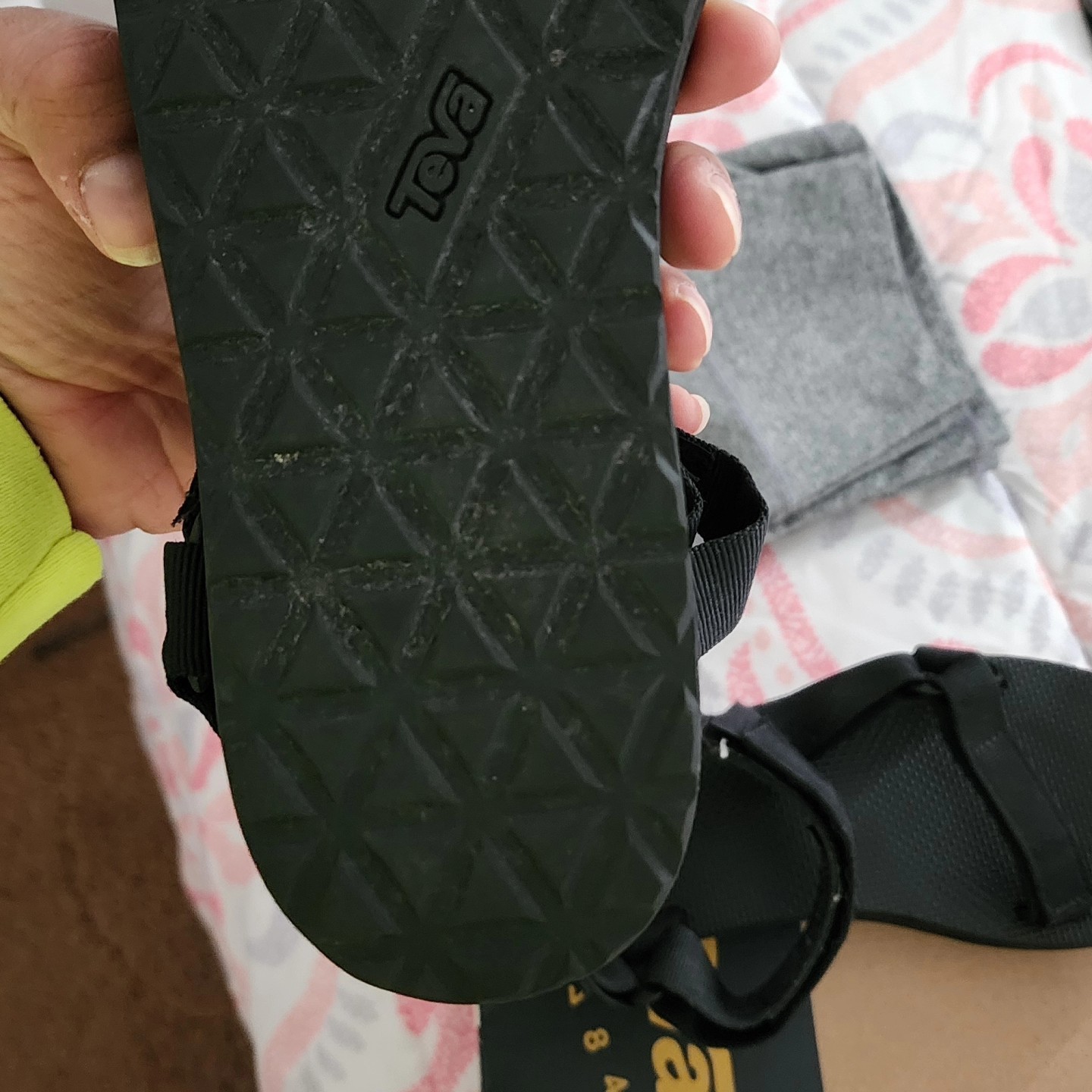 Teva Women’s 9 Midform Universal Sandals Outdoor Platform Black Hook & Loop