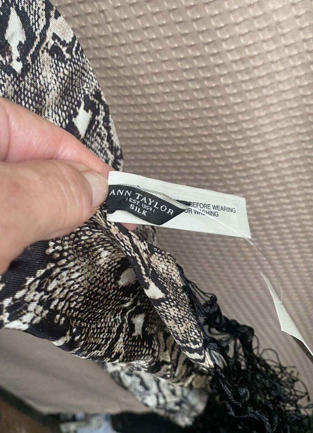 Ann Taylor Silk Animal Print Scarf 23 in x 62 in (not including tassels) NEW!