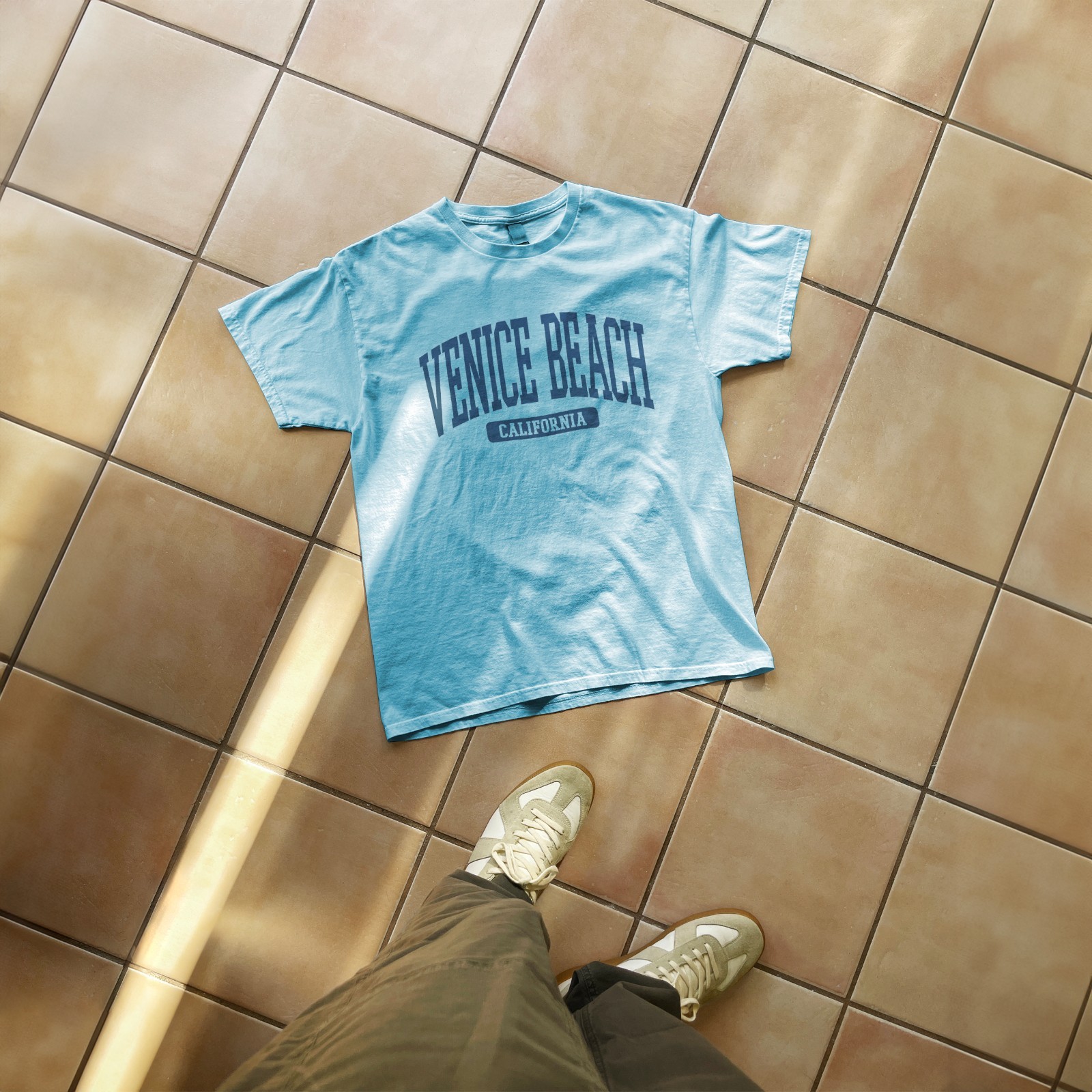 Venice Beach California Souvenir Beach, Retro, Minimalist T-Shirt Light Blue
