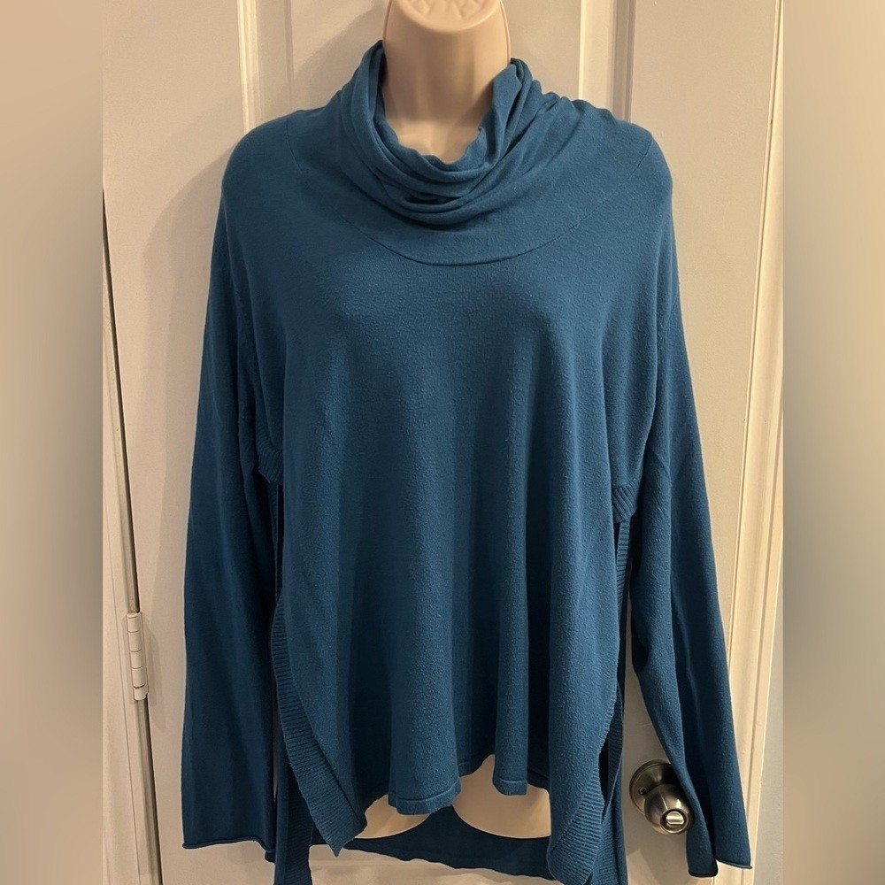 Grace Elements Blue Cowl Neck Top with side cut outs size XL