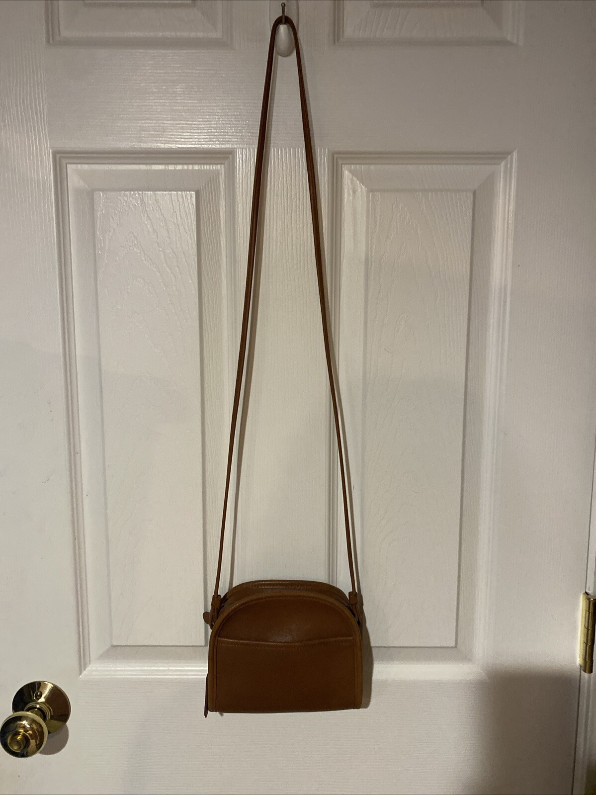 COACH VINTAGE BRITISH TAN ABBIE ZIP CROSSBODY BAG 9017