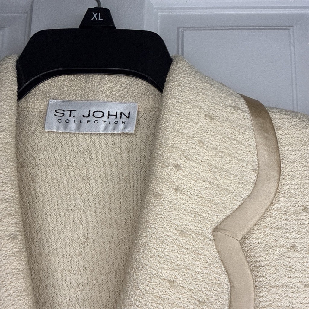 St. John St. John Collection Beige Button Front Jacket w/ Pockets Size XL