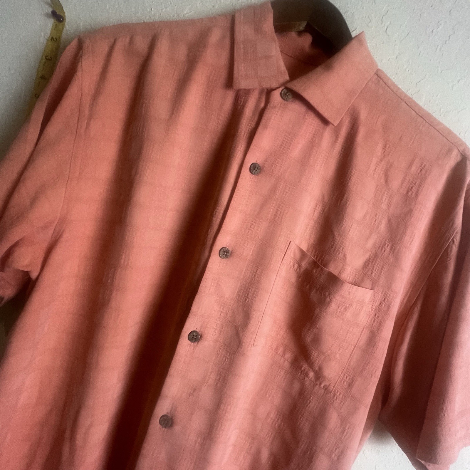 Tommy Bahama Shirt Medium Silk Orange Camp Jacquard Loop Collar Hawaiian Cruise