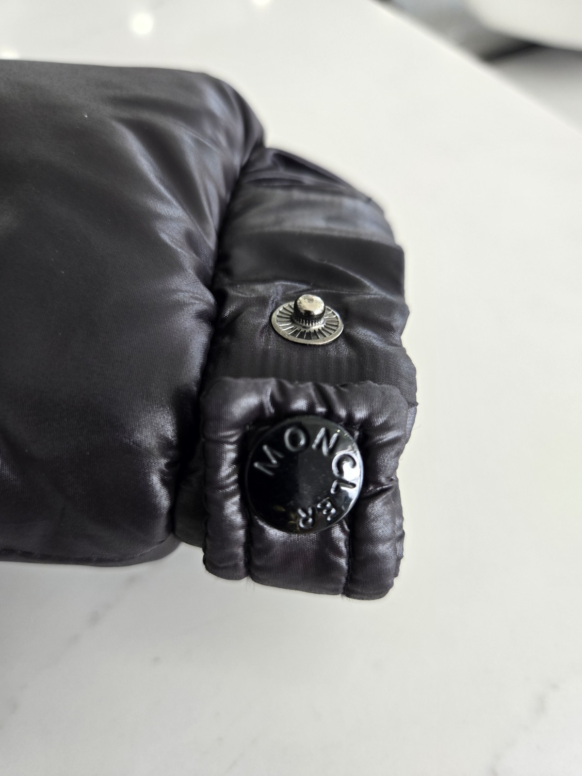 Women`s Moncler Nylon Puffer Jacket Authentic Size 3