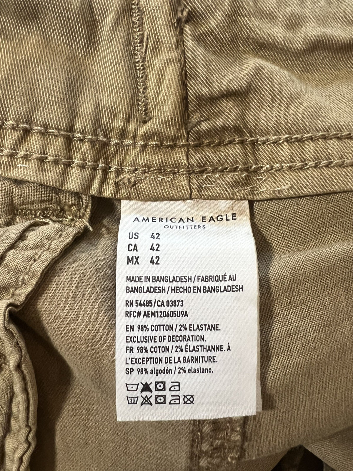 American Eagle Next Level Flex Classic Cargo Shorts Khaki Men’s Size 42 NWT