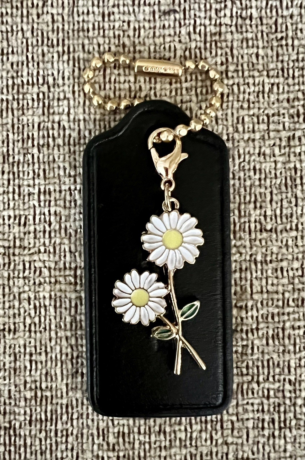 Genuine Coach 2.25” Black Leather Hangtag Double White Daisy Charm New