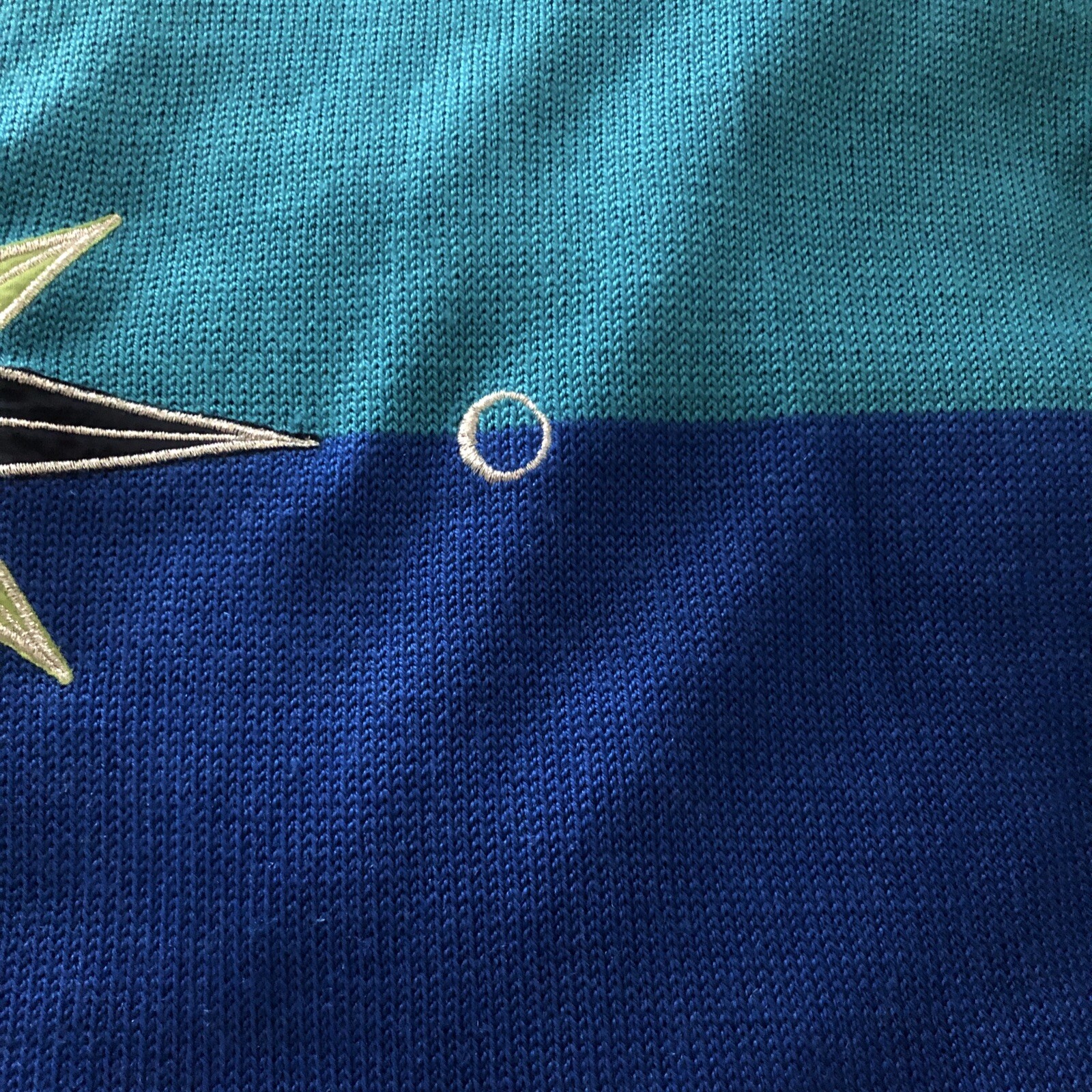 VINTAGE YARELL GREEN/BLUE/BLACK KNITTED JUMPER – SIZE 14 NEW WITHOUT TAGS